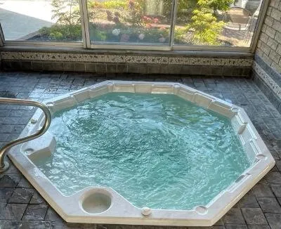 Parkside Inn Bridgeview