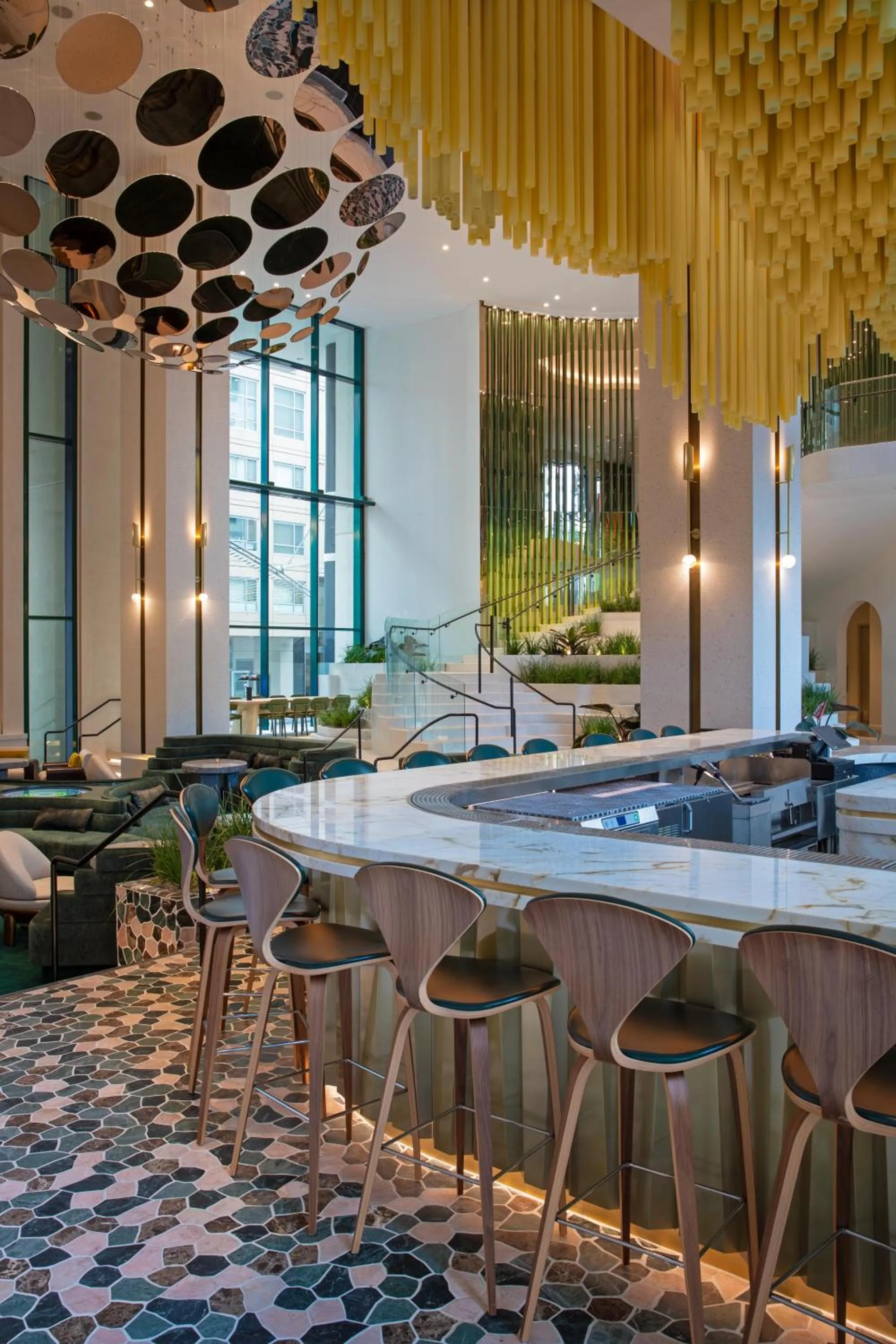 Restaurant/places to eat in W Hollywood