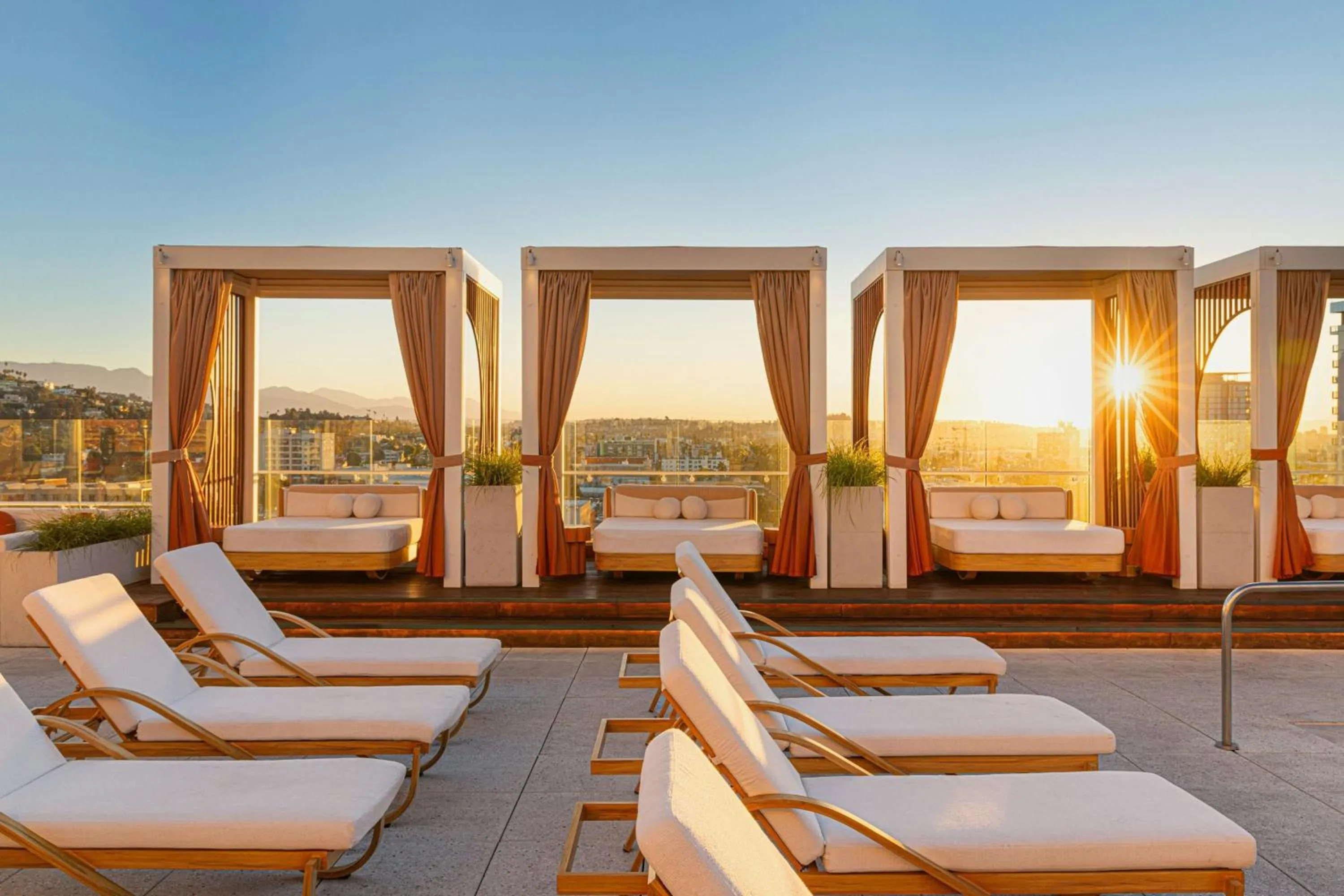 Fitness centre/facilities in W Hollywood