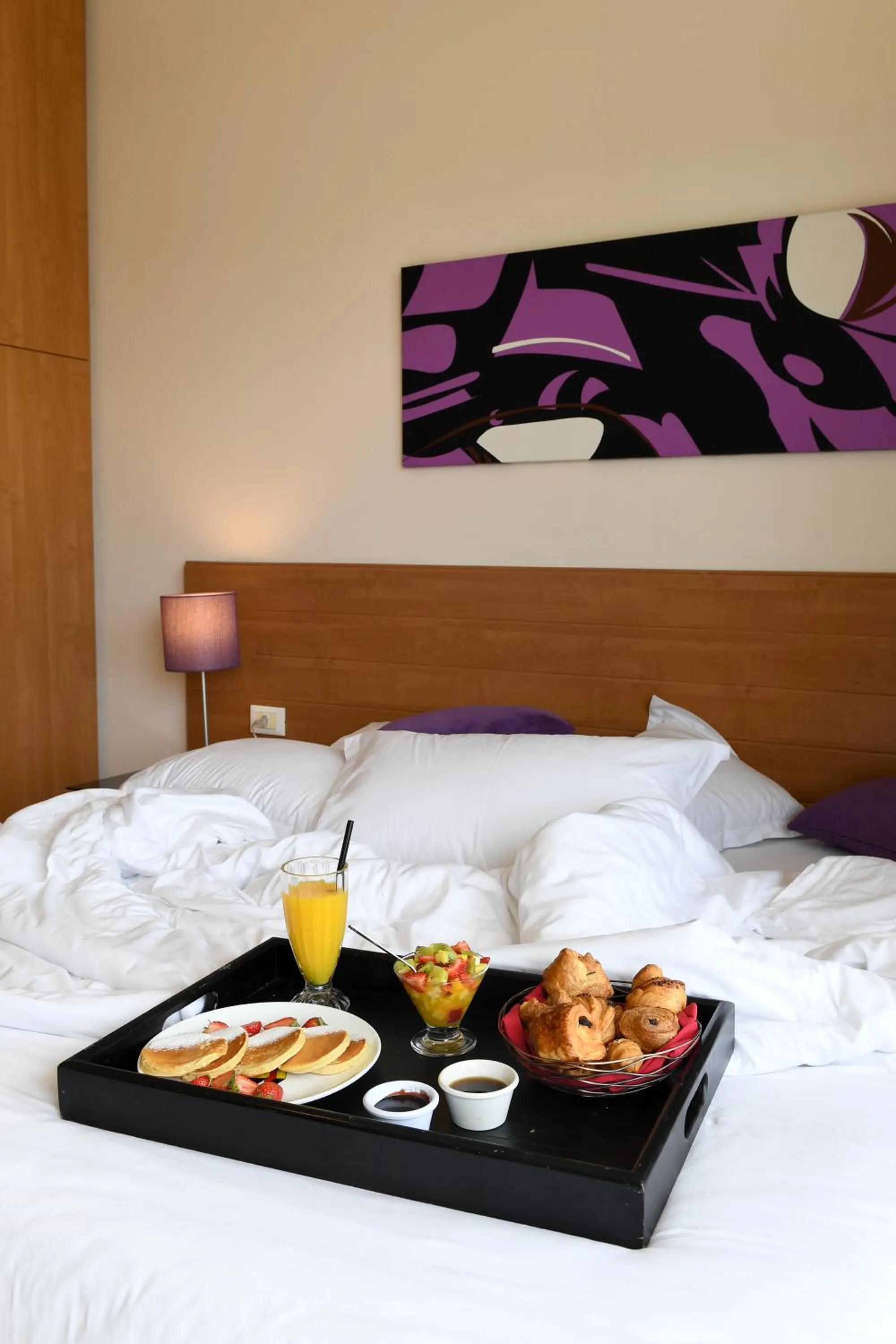 Bed in The Smallville Xpress