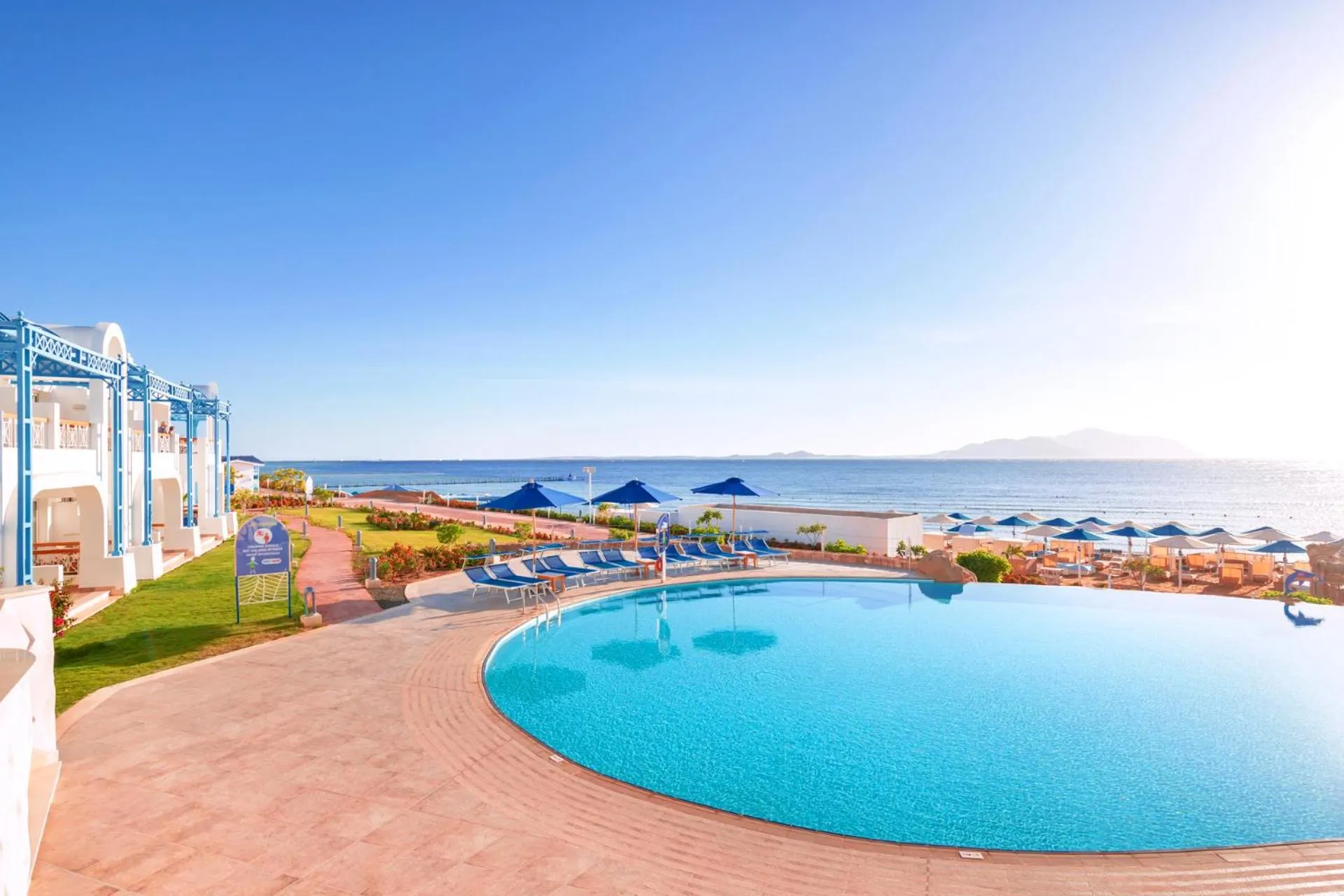 Sea view in Pickalbatros Palace Sharm "Aqua Park"- All inclusive