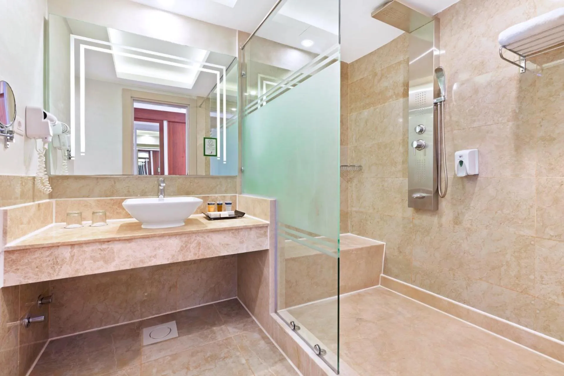 Bathroom in Pickalbatros Palace Sharm "Aqua Park"- All inclusive