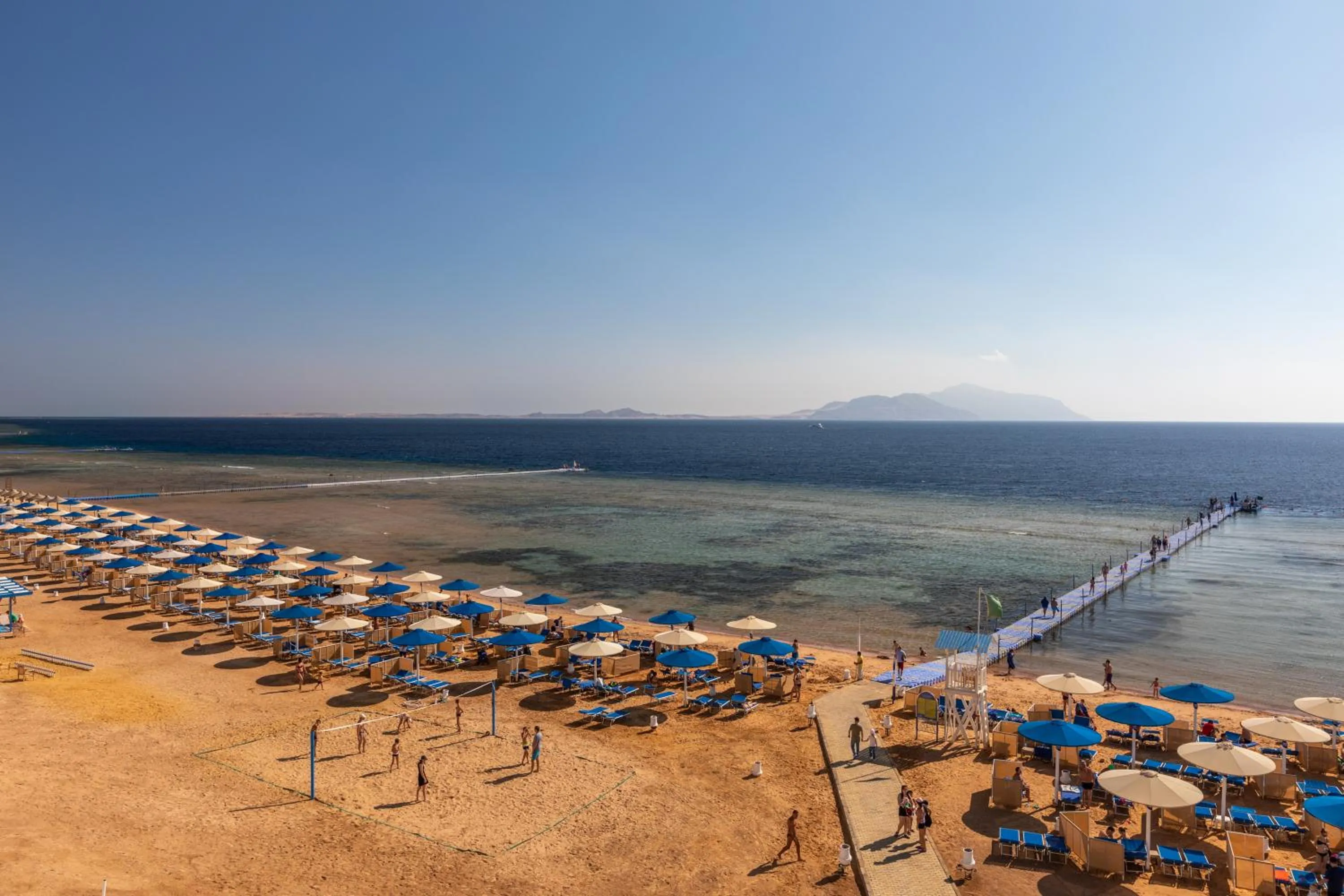 Beach in Pickalbatros Palace Sharm "Aqua Park"- All inclusive