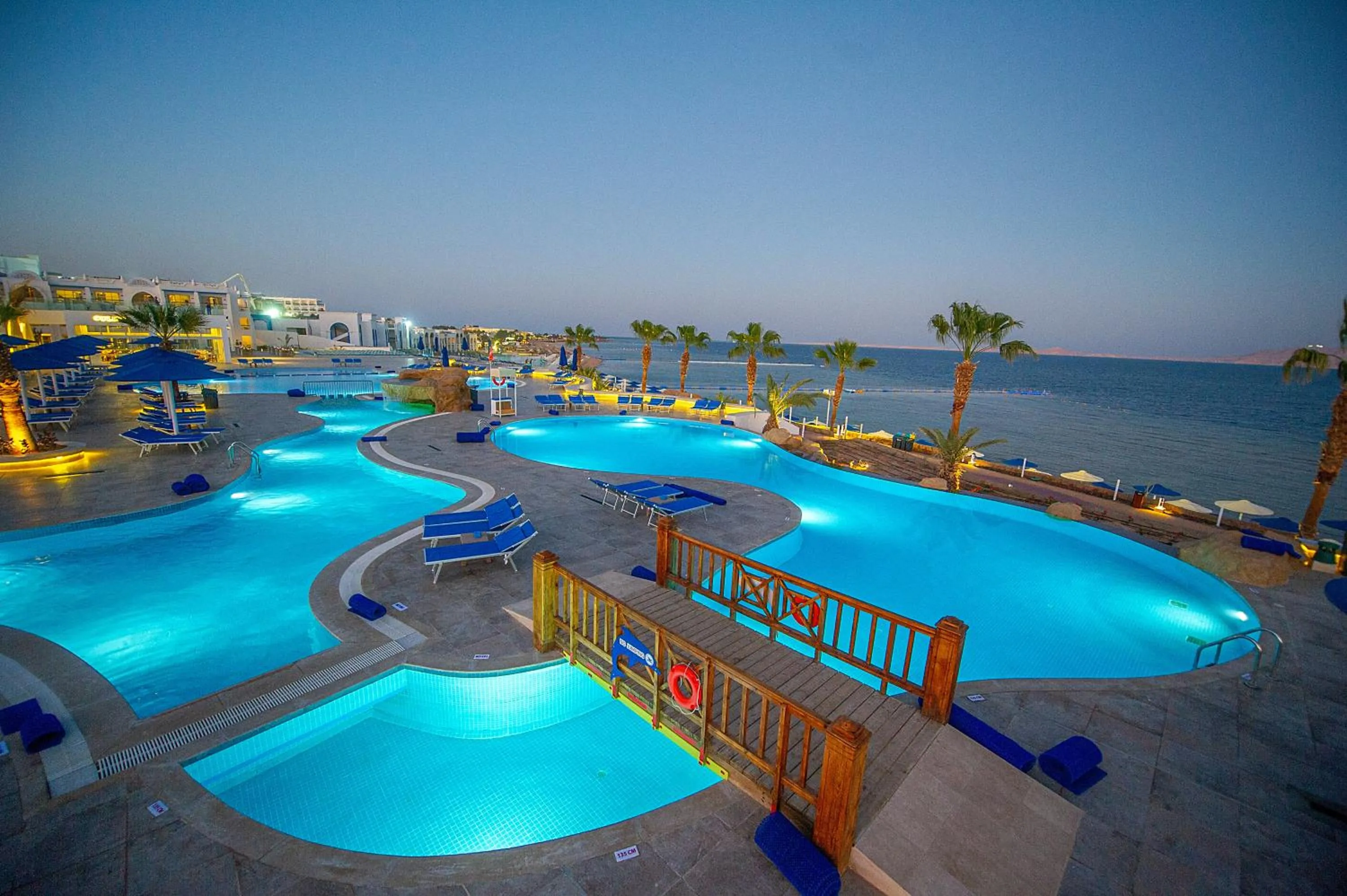 Swimming pool in Pickalbatros Palace Sharm "Aqua Park"- All inclusive