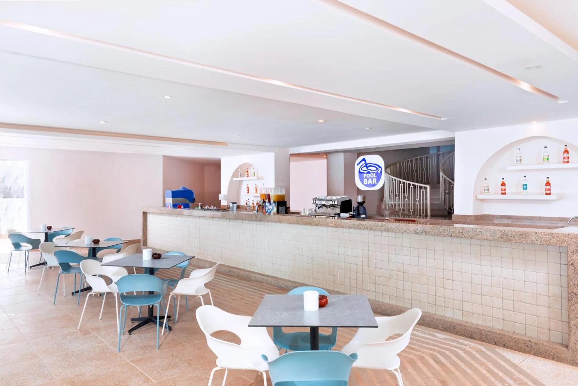 Lounge or bar in Pickalbatros Palace Sharm "Aqua Park"- All inclusive