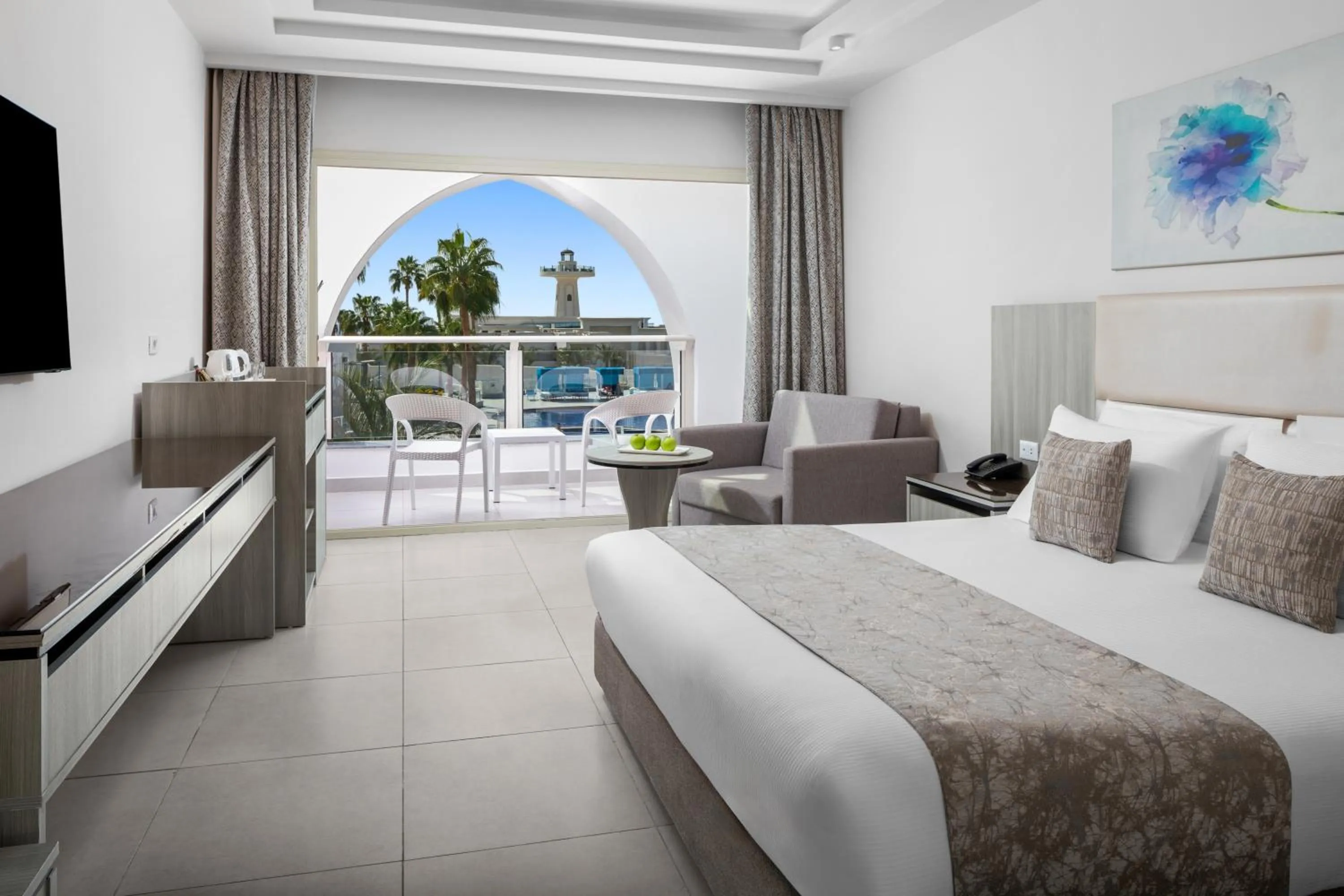 Bed in Pickalbatros Palace Sharm "Aqua Park"- All inclusive