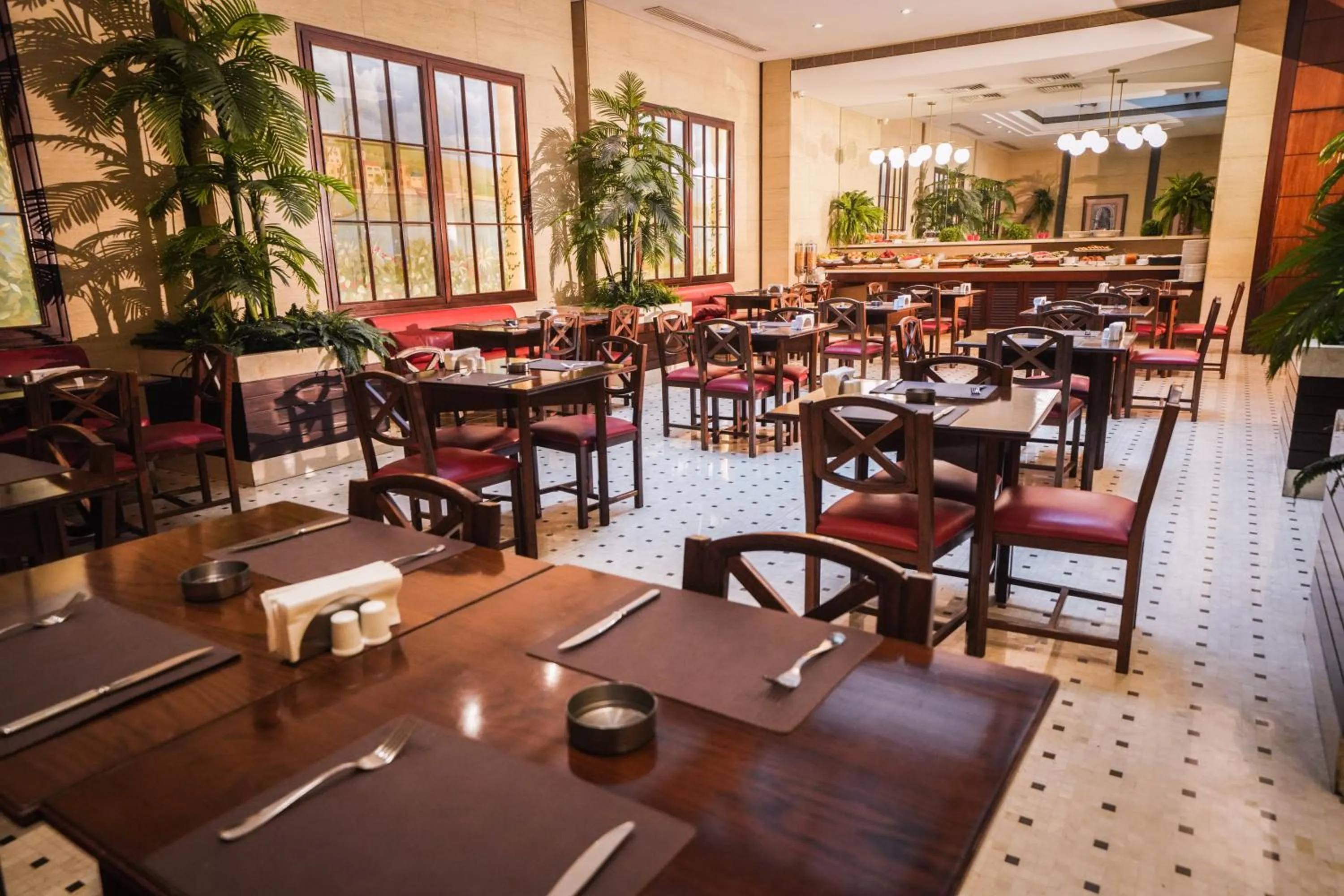 Restaurant/places to eat in Casa D'or Hotel