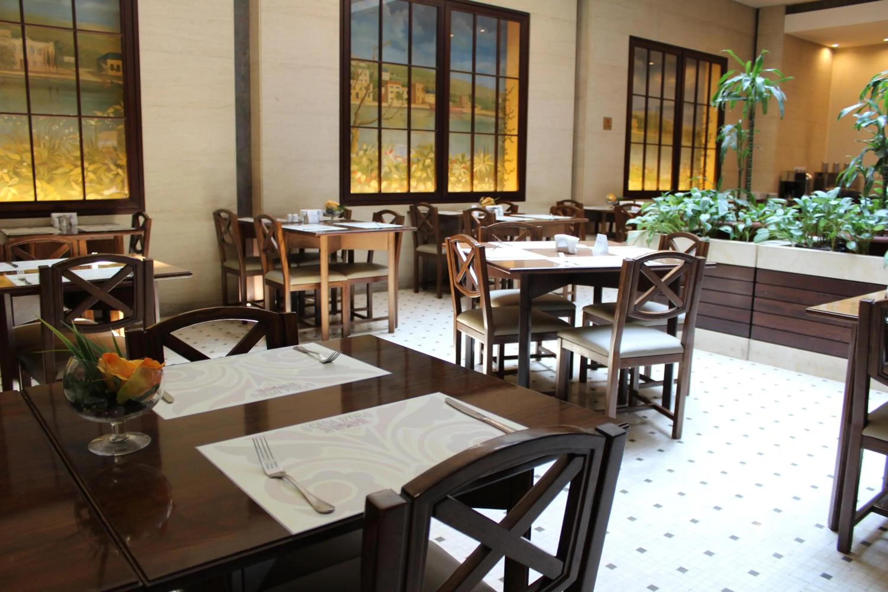 Restaurant/places to eat in Casa D'or Hotel