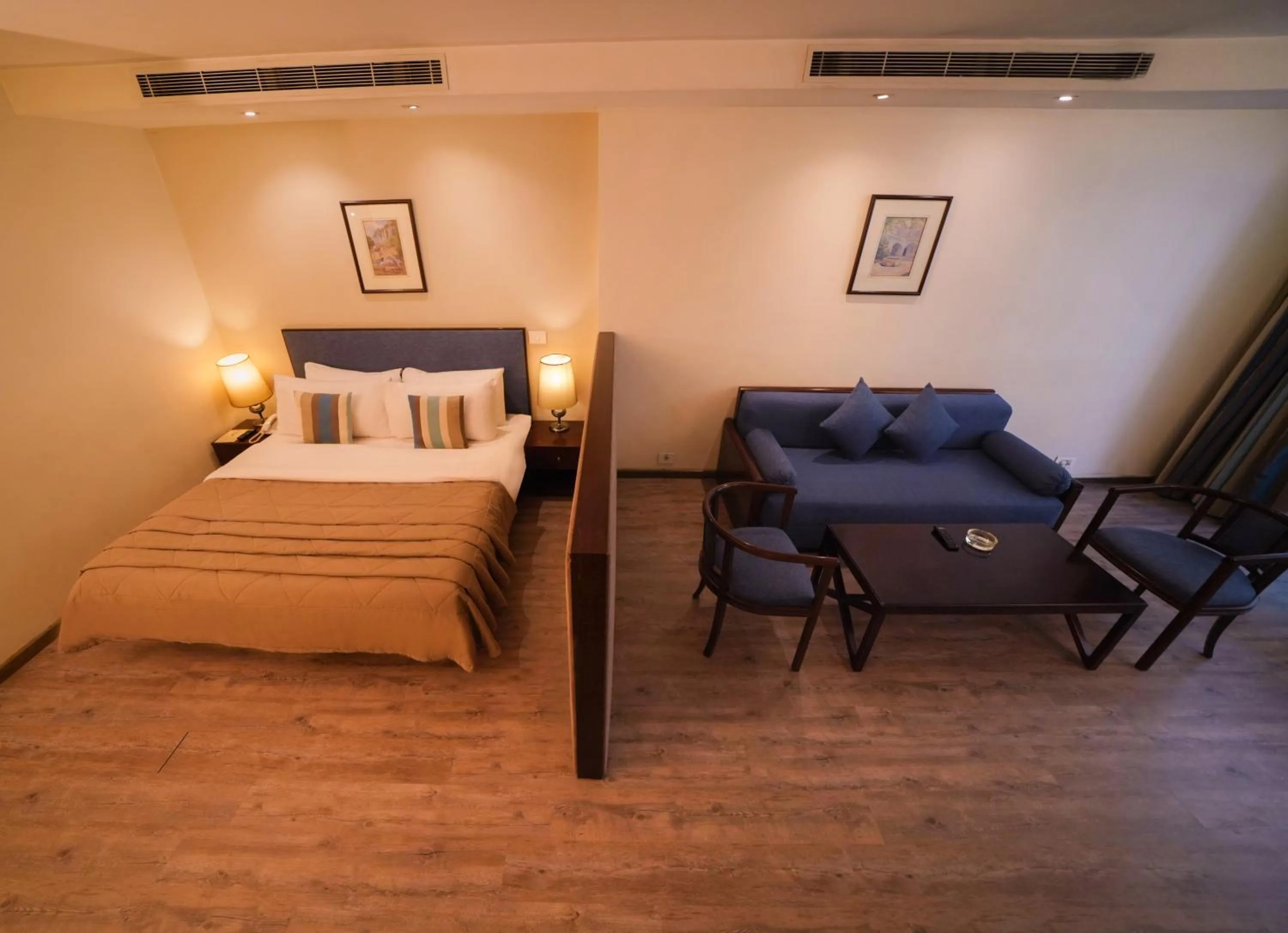 Bedroom, Bed in Casa D'or Hotel