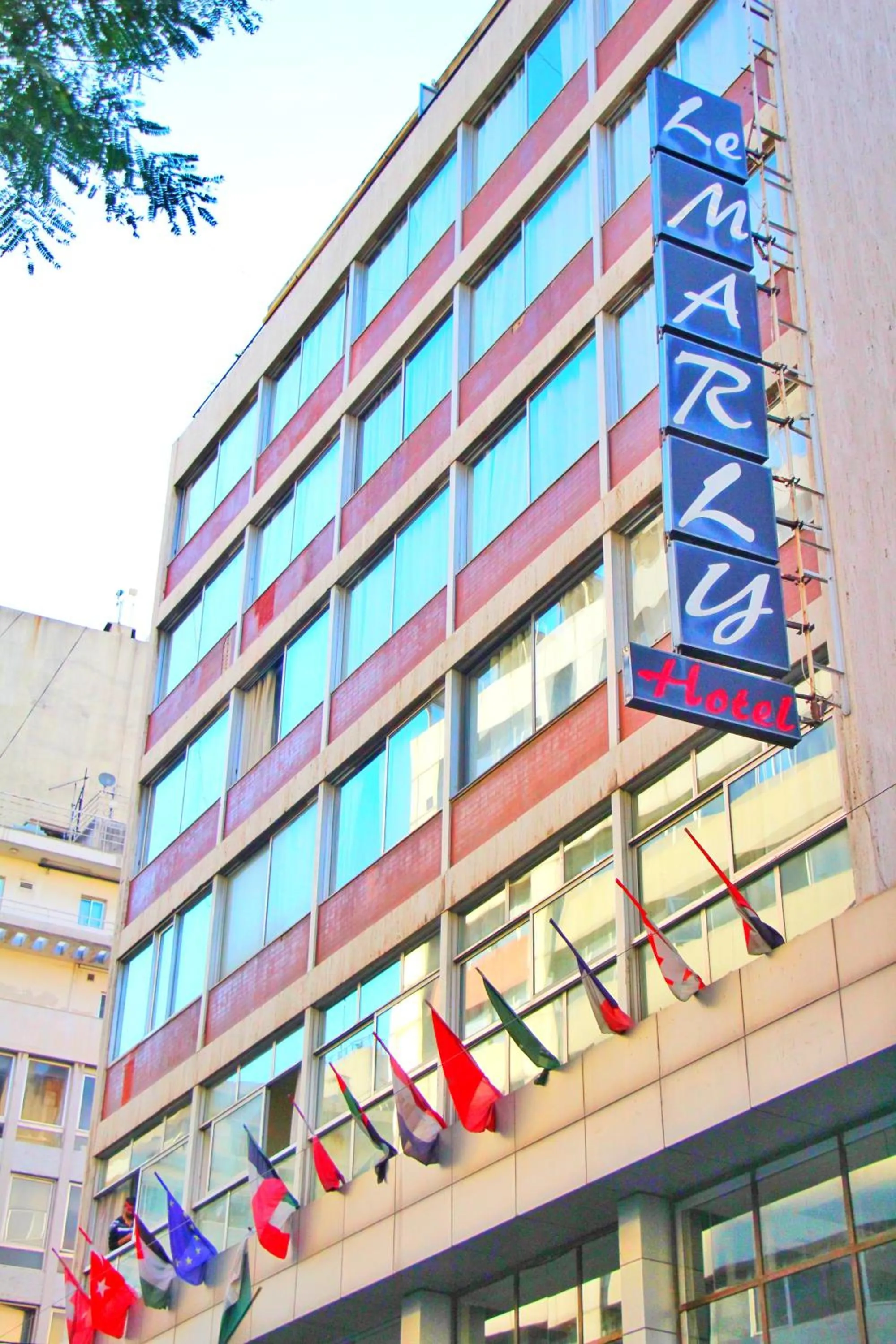 Property building in Le Marly Hotel