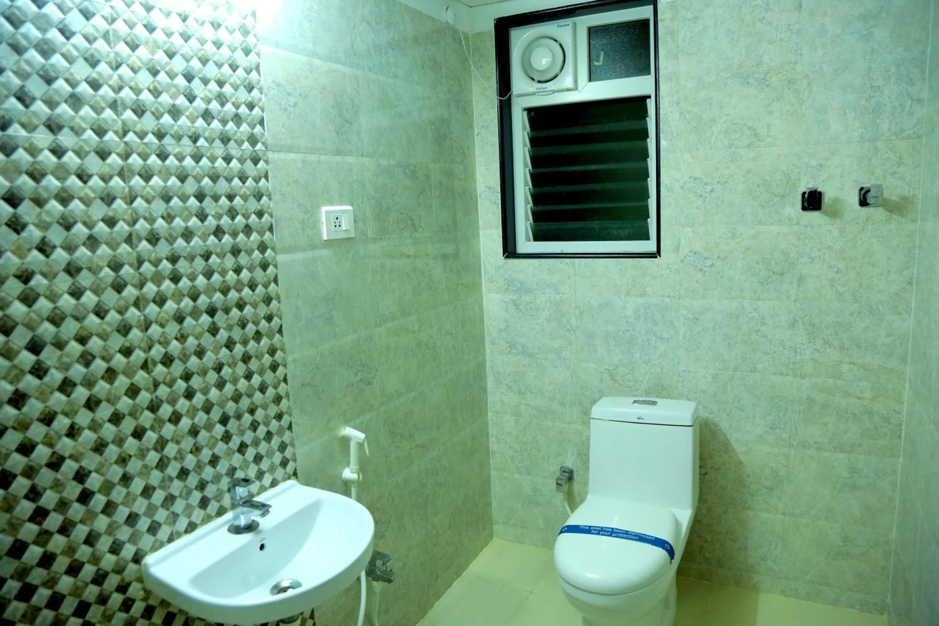 Bed in Sri Maharaja Residency