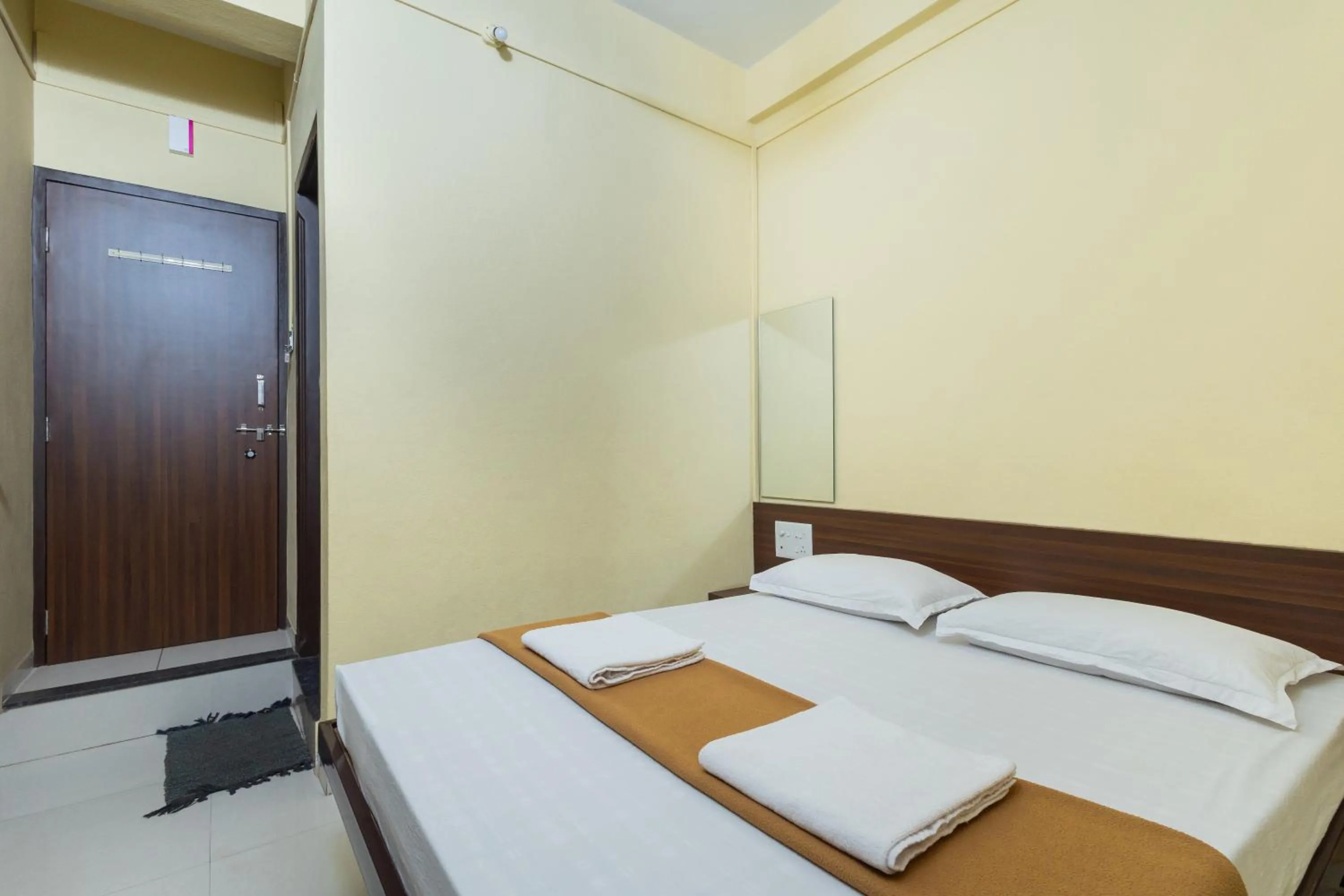 Bedroom, Bed in Hotel Ambika