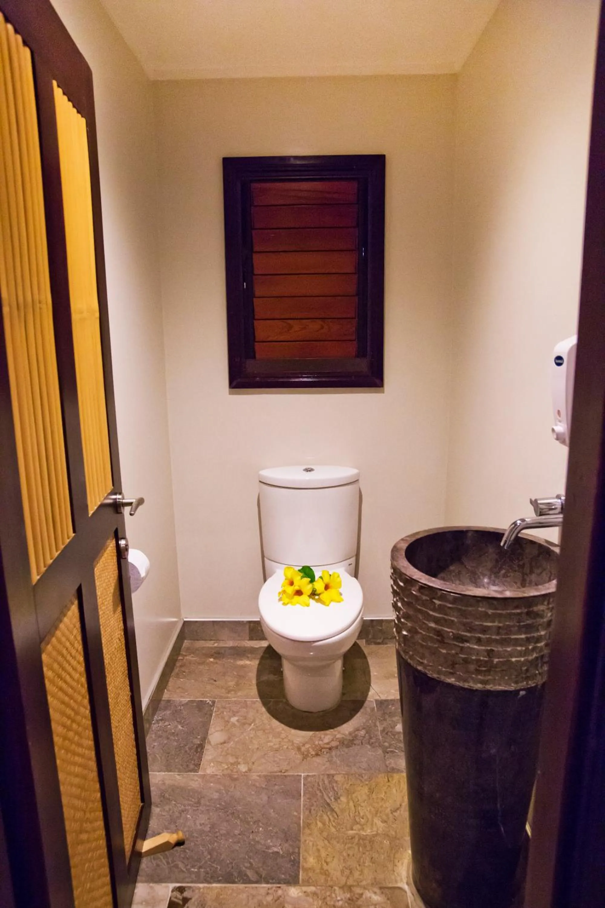 Crown Beach Resort & Spa