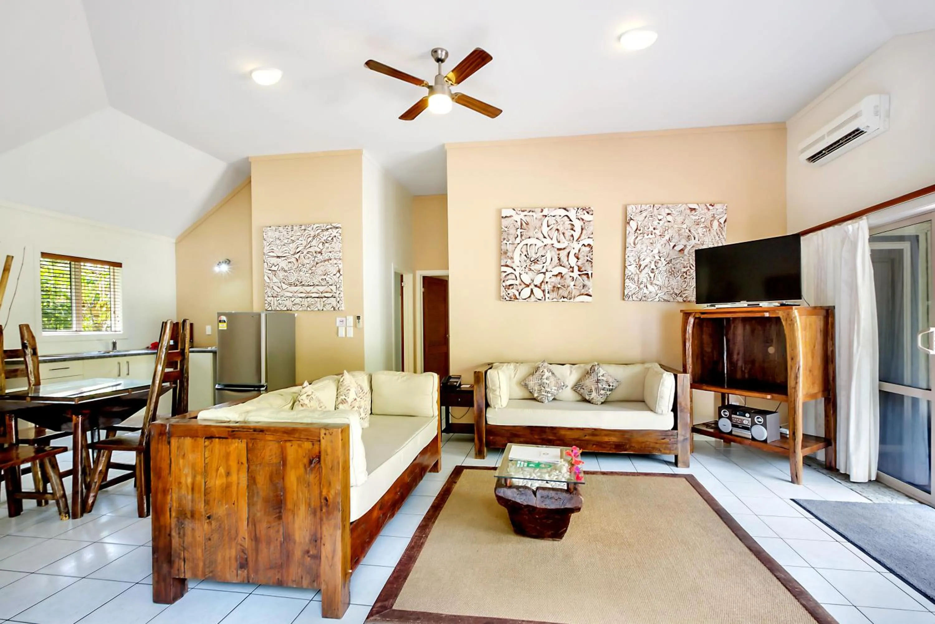 Crown Beach Resort & Spa