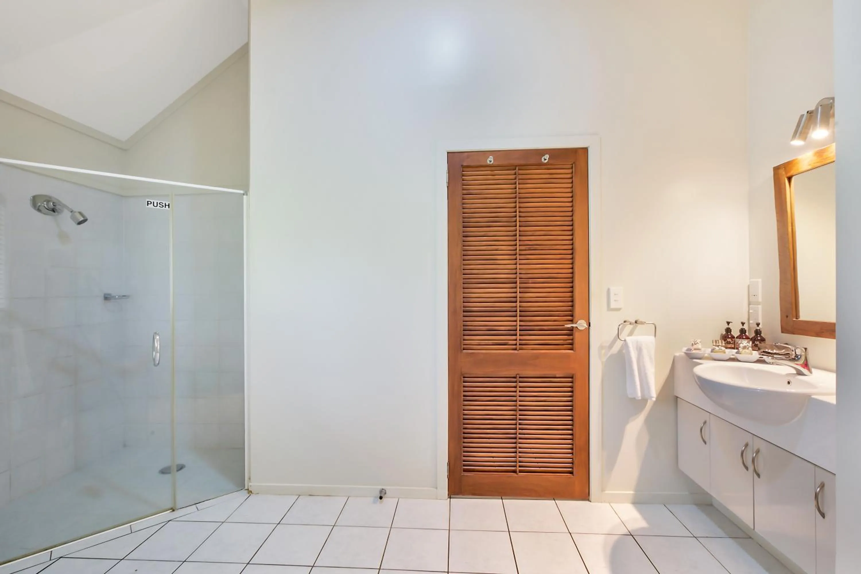 Crown Beach Resort & Spa