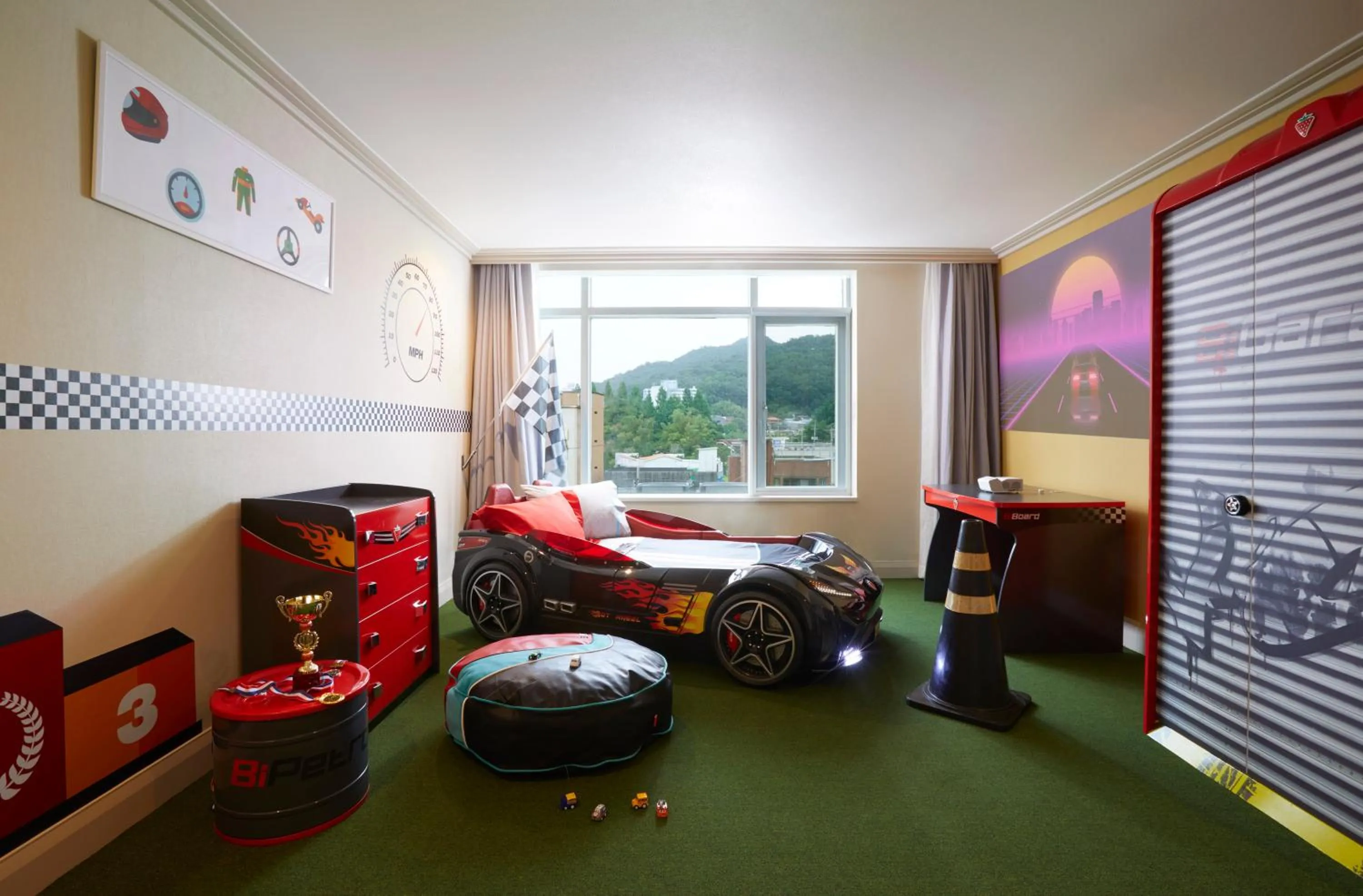 Photo of the whole room, Bed in Lahan Hotel Jeonju