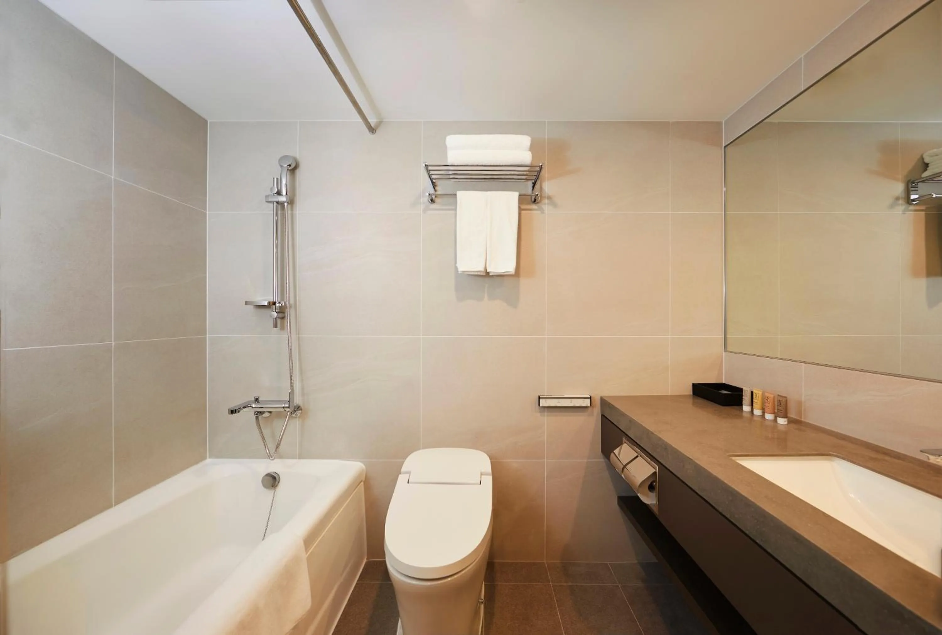 Toilet in Lahan Hotel Jeonju