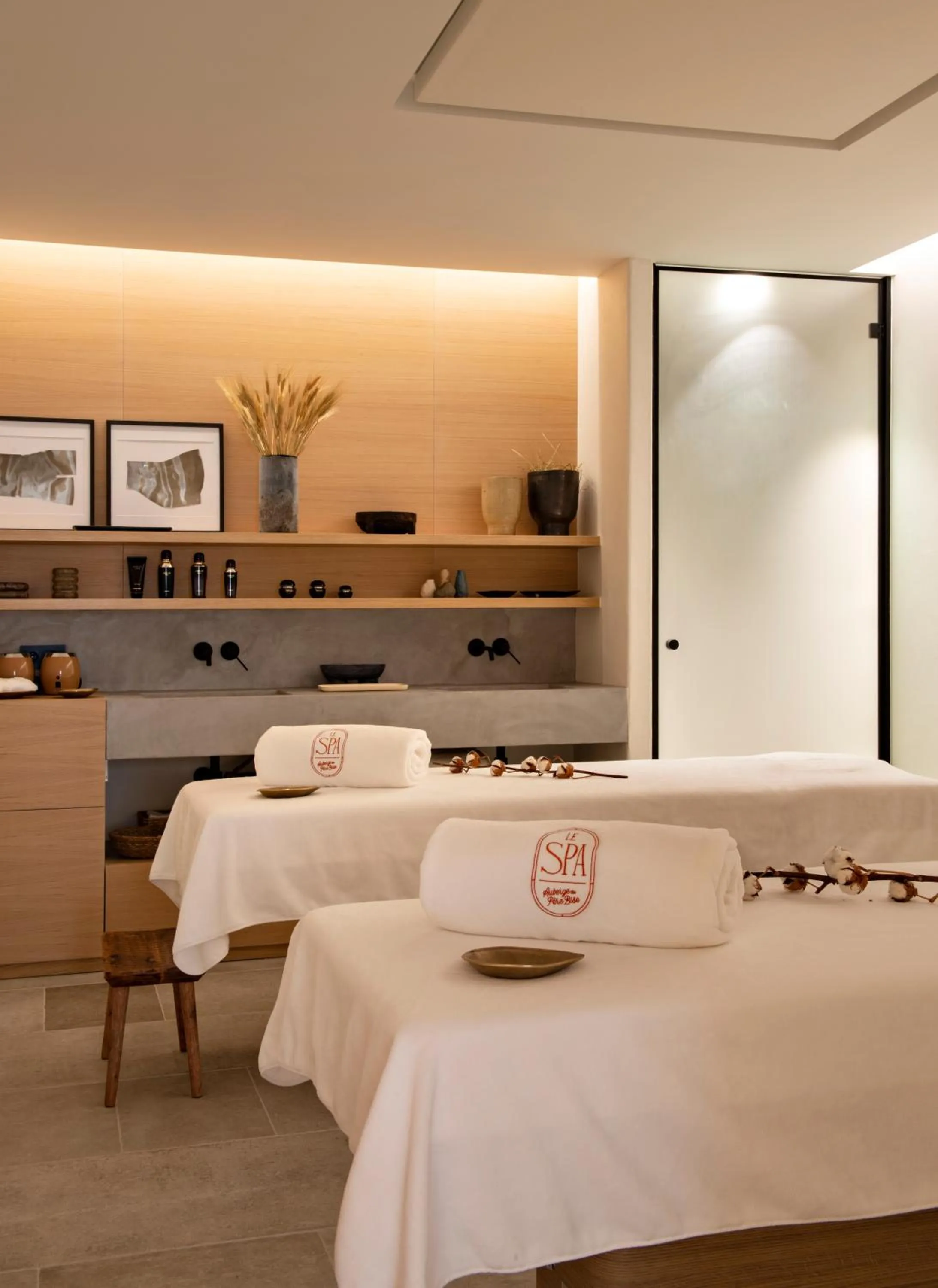 Spa and wellness centre/facilities in Auberge Du Père Bise - Jean Sulpice