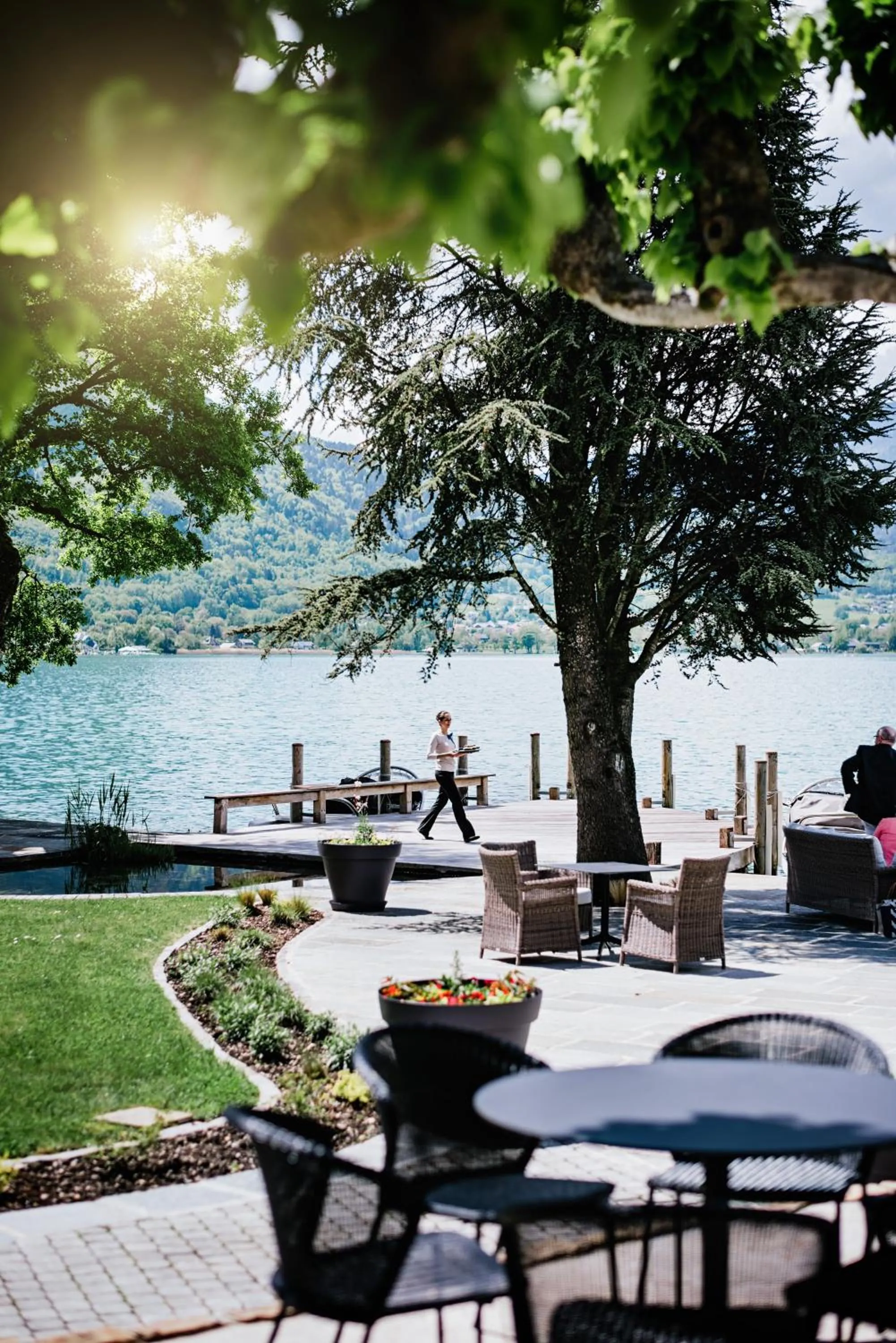 Garden in Auberge Du Père Bise - Jean Sulpice