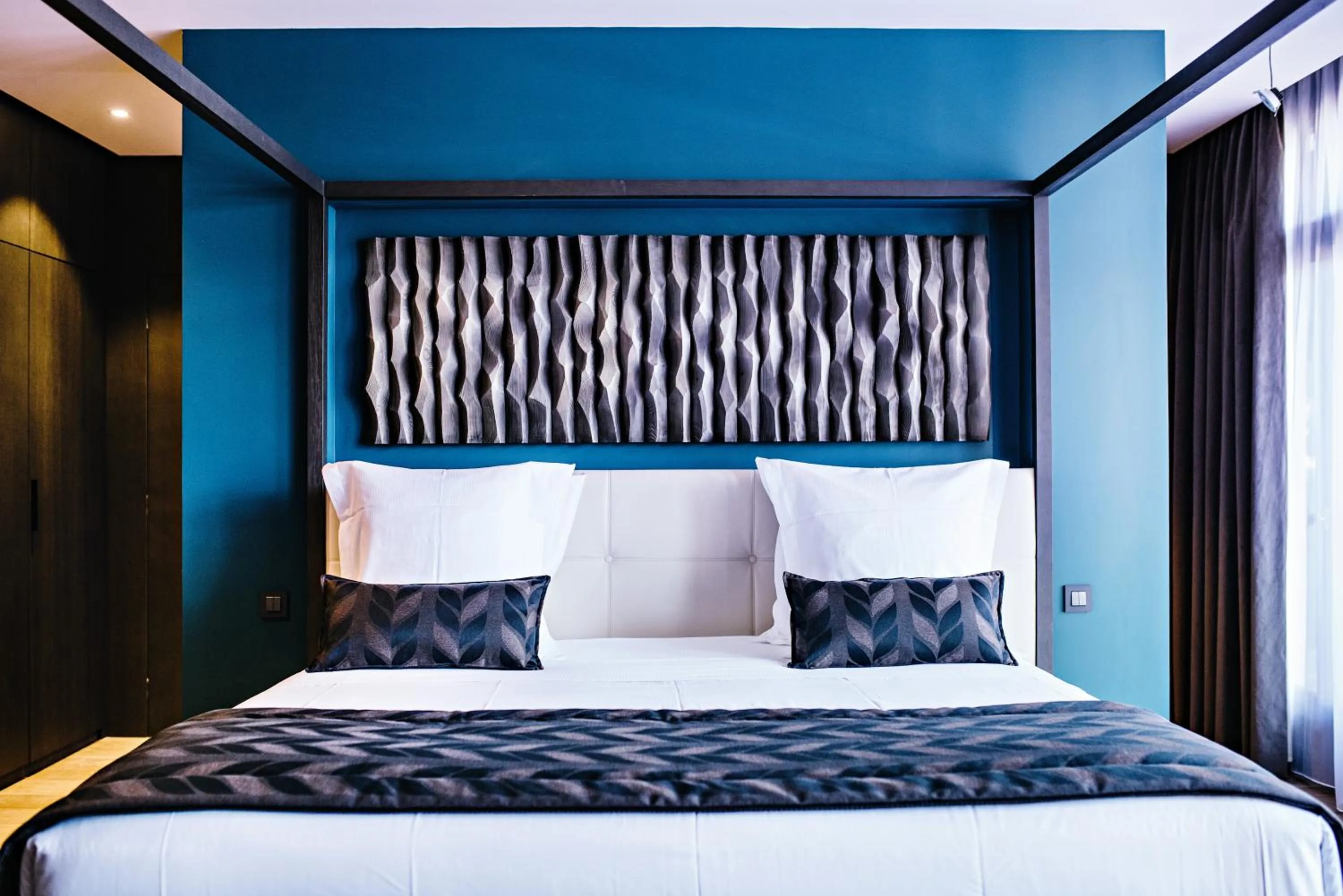 Decorative detail in Auberge Du Père Bise - Jean Sulpice