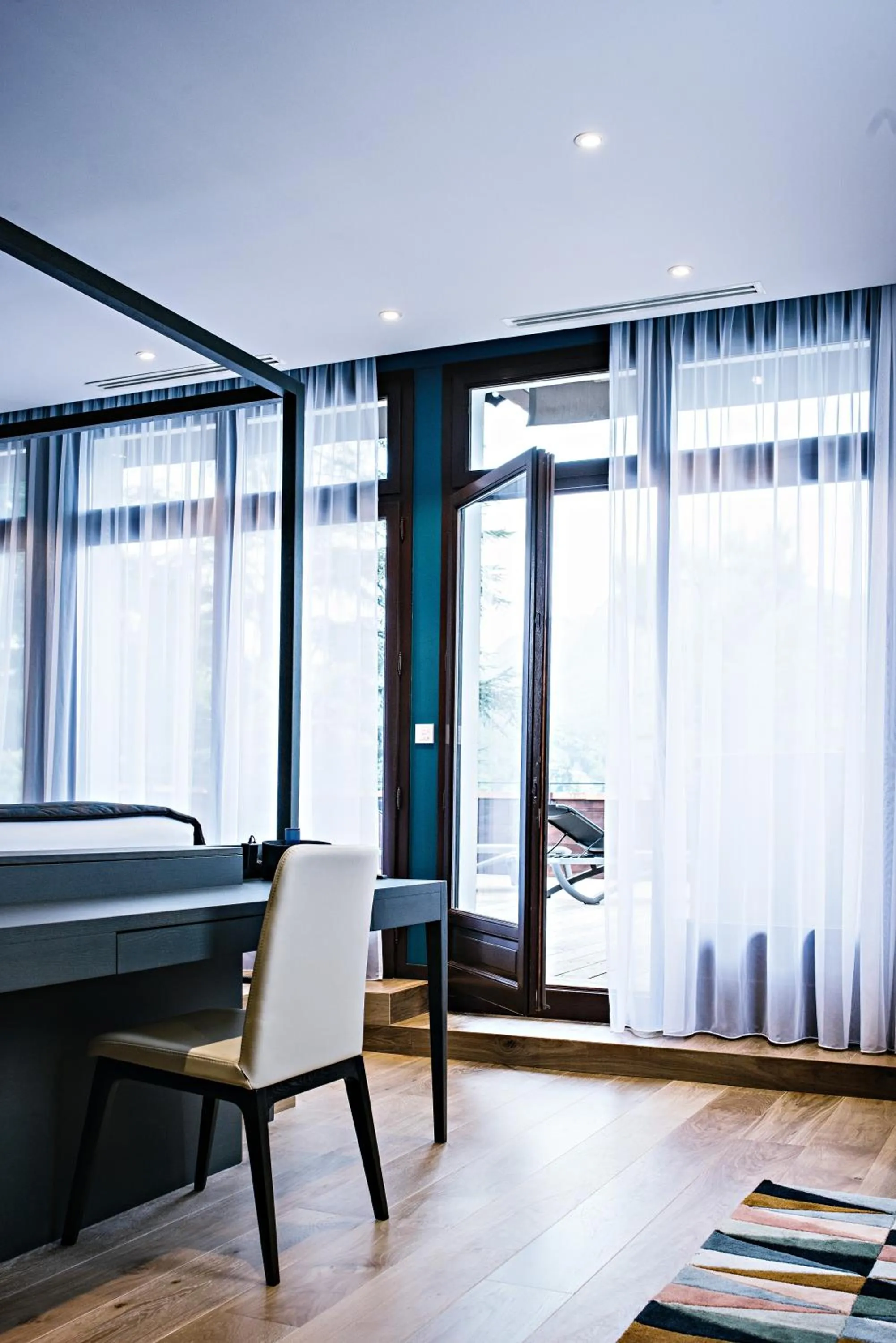 Bedroom in Auberge Du Père Bise - Jean Sulpice