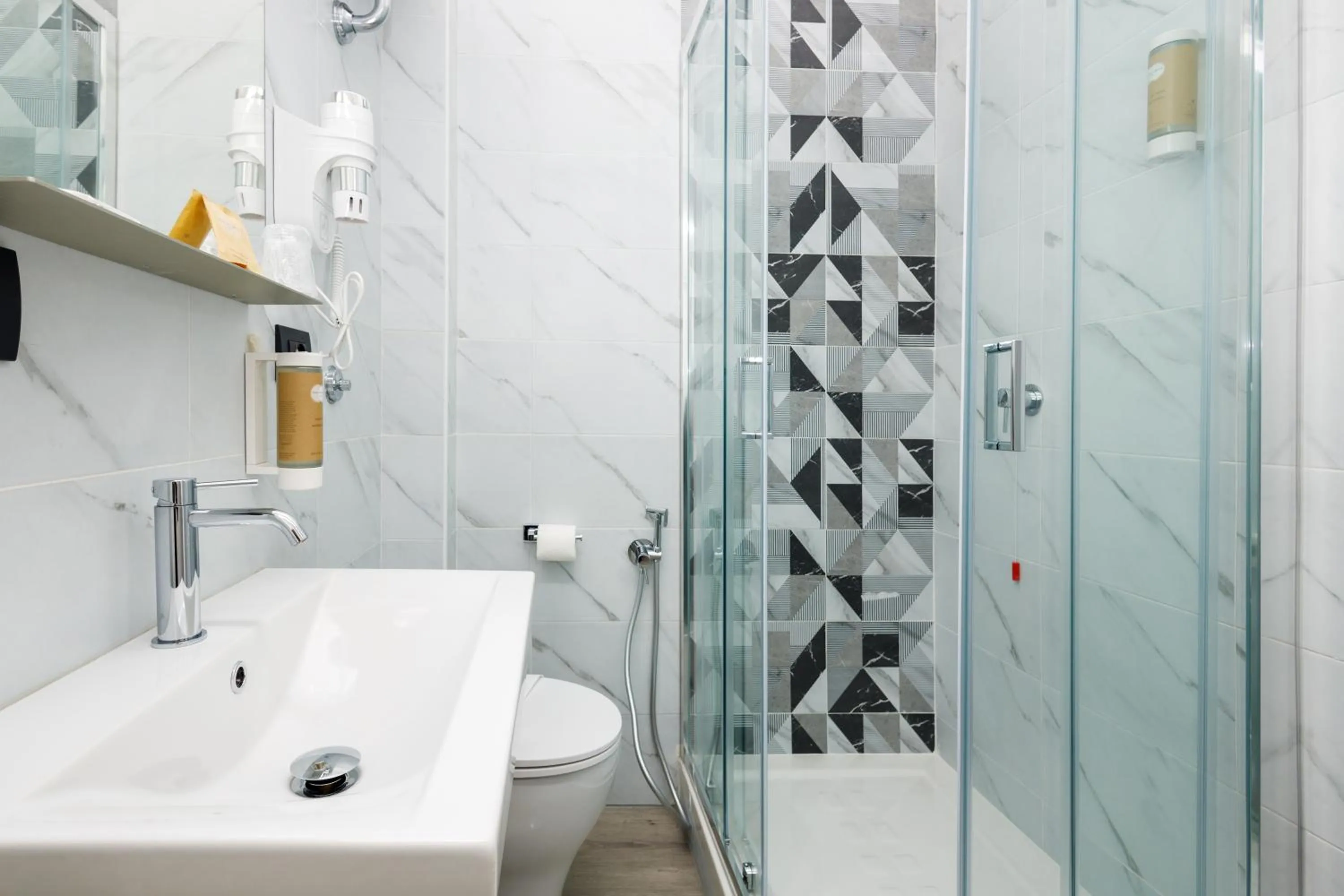 Bathroom in Crossroad Hotel