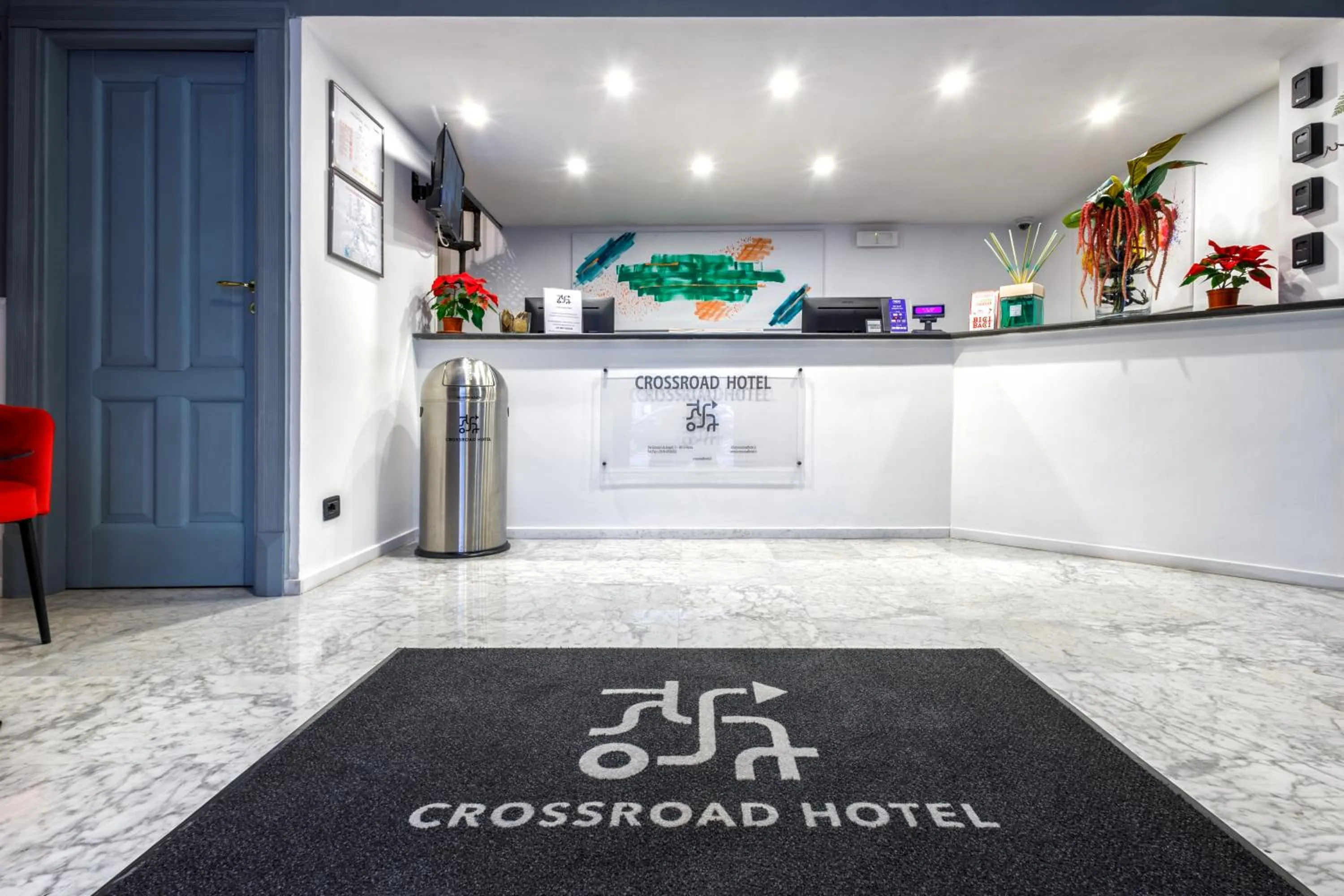 Lobby or reception in Crossroad Hotel