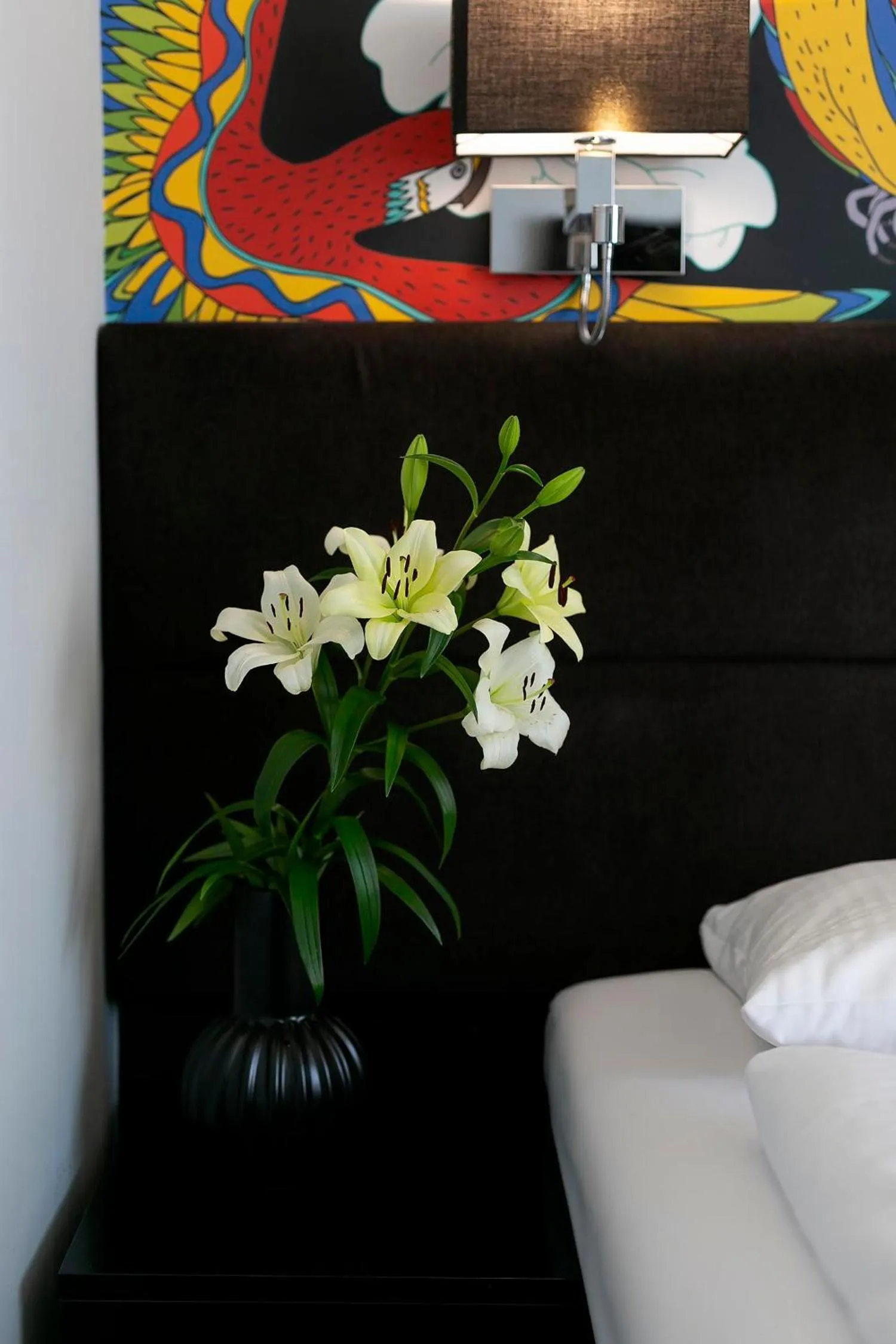 Bathroom, Bed in Liv'Inn Aparthotel