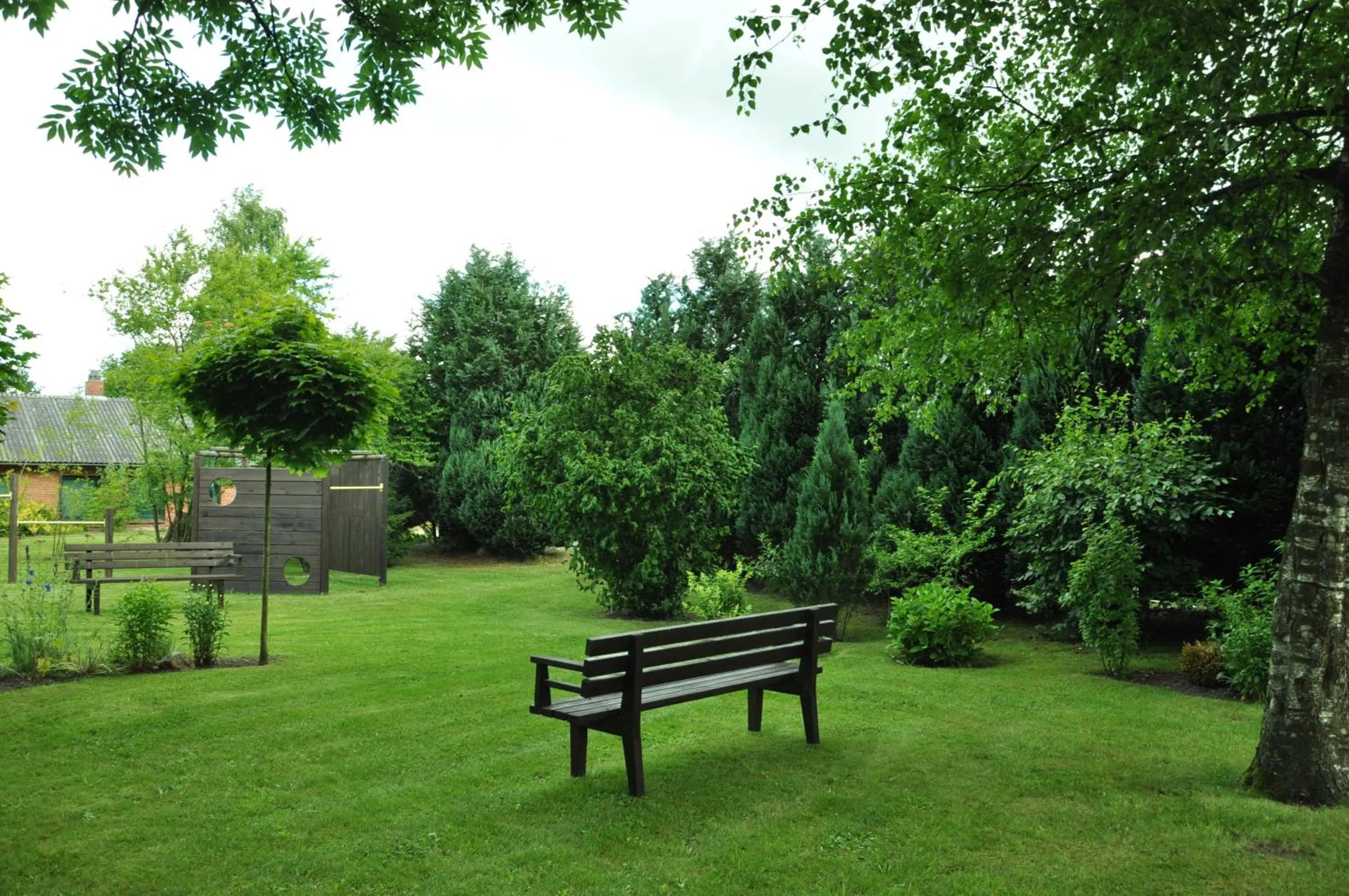 Garden in Land-gut-Hotel Westerkrug