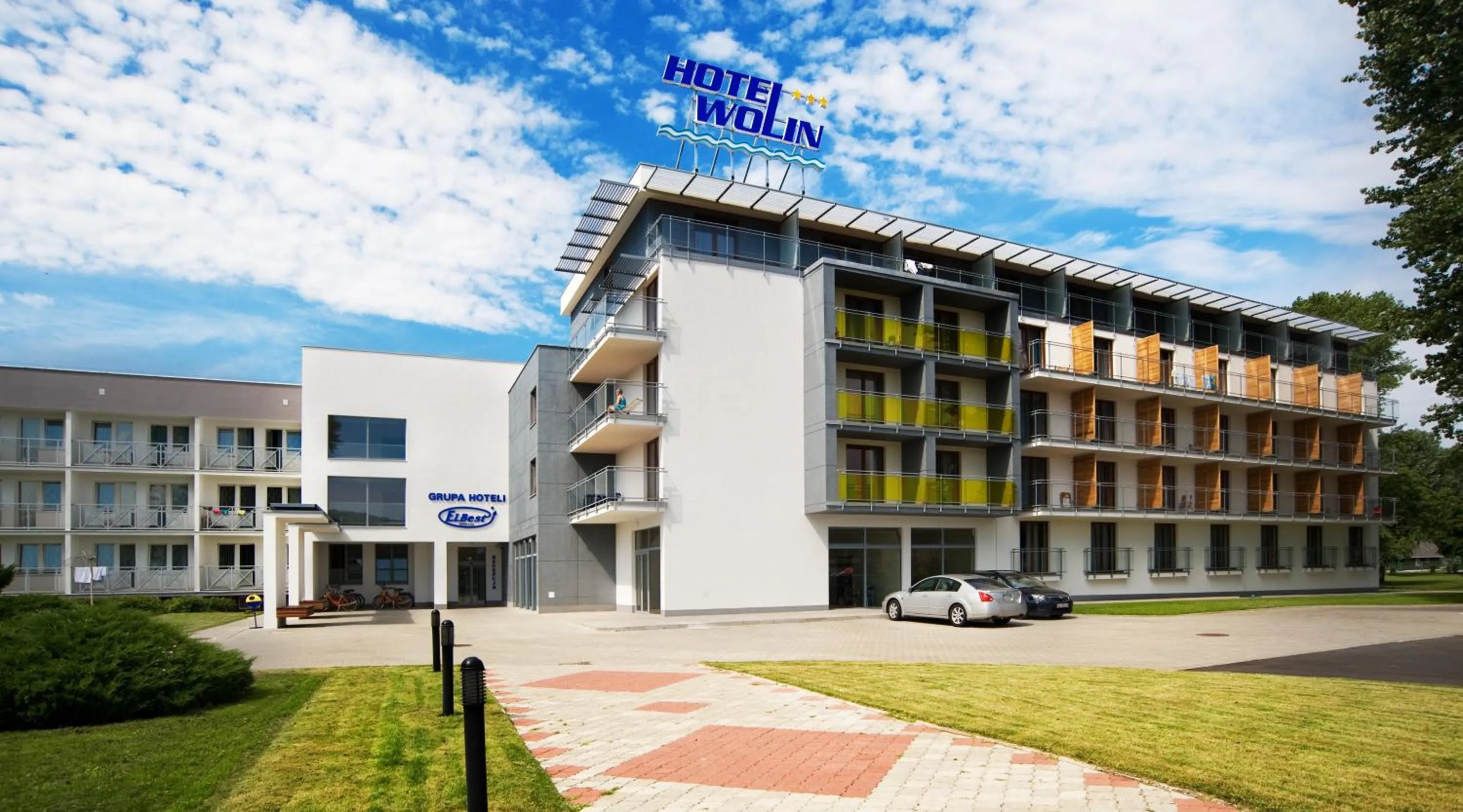 Facade/entrance in Hotel Wolin