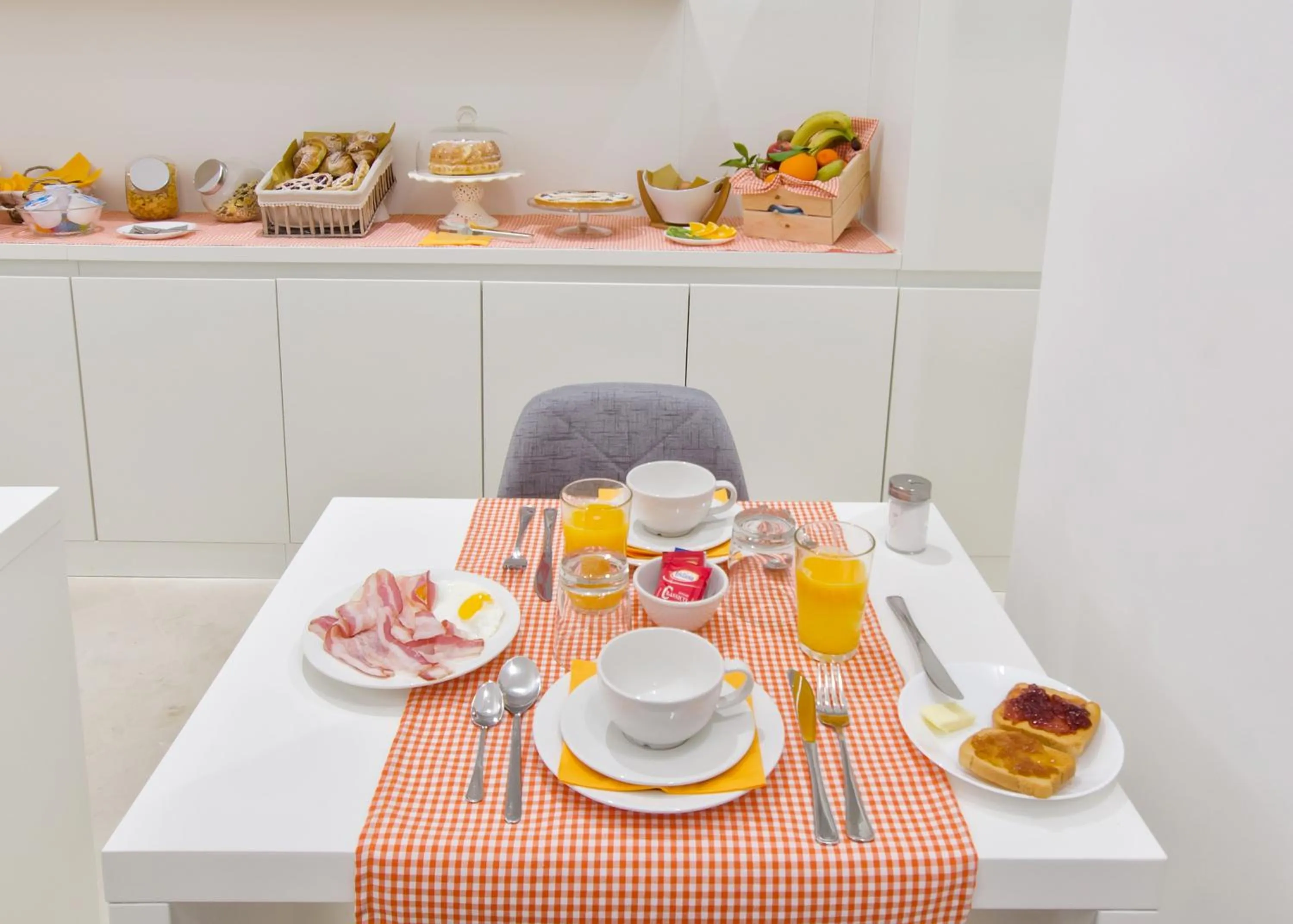 Breakfast in Ortigia Bed And Breakfast