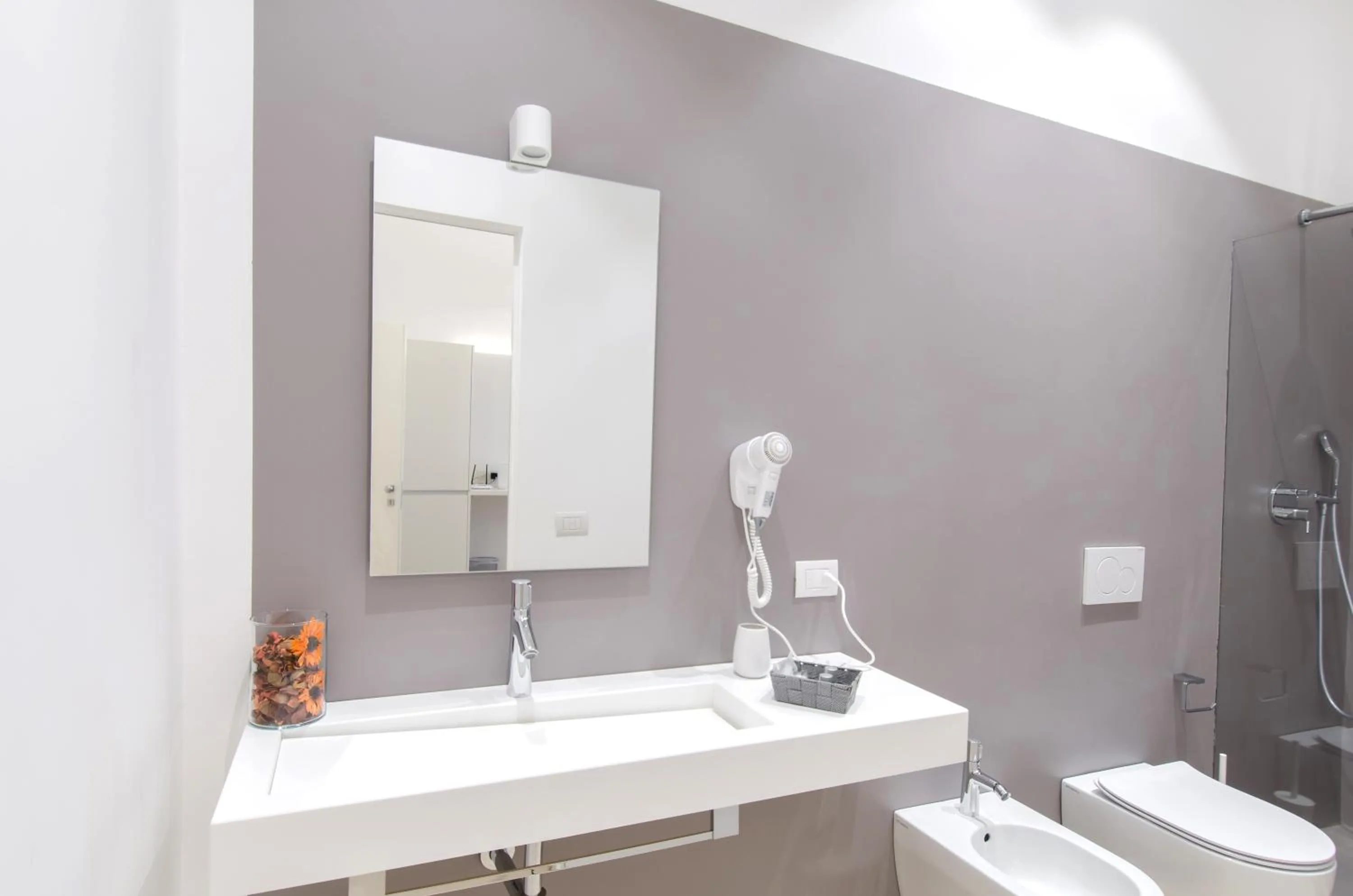 Bathroom in Ortigia Bed And Breakfast