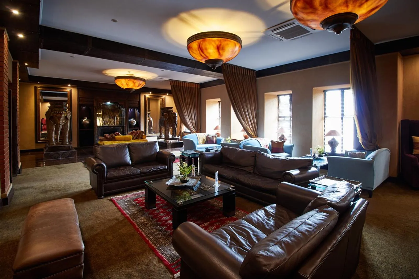 Lounge or bar in Royal Elephant Hotel & Conference Centre