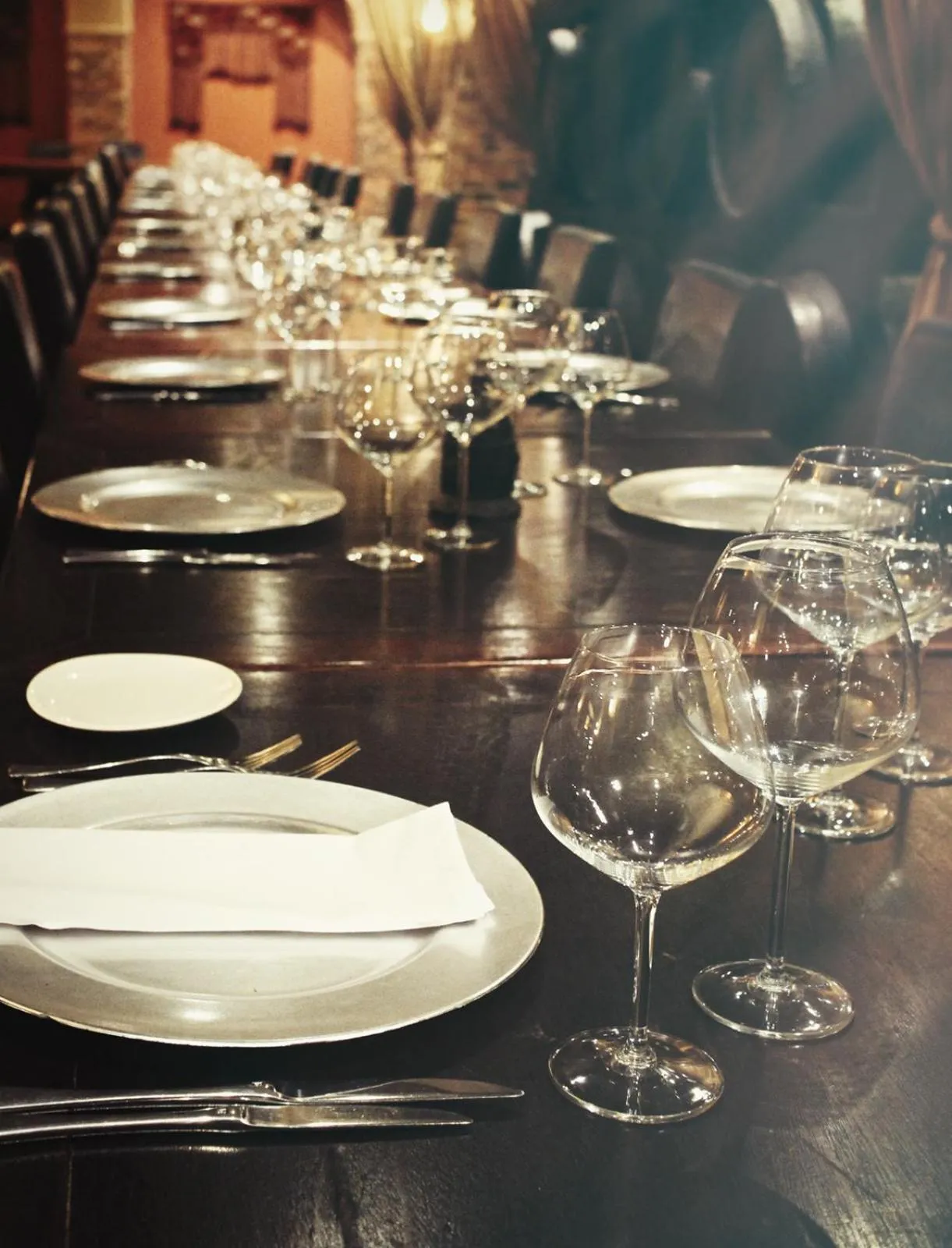 Restaurant/places to eat in Royal Elephant Hotel & Conference Centre