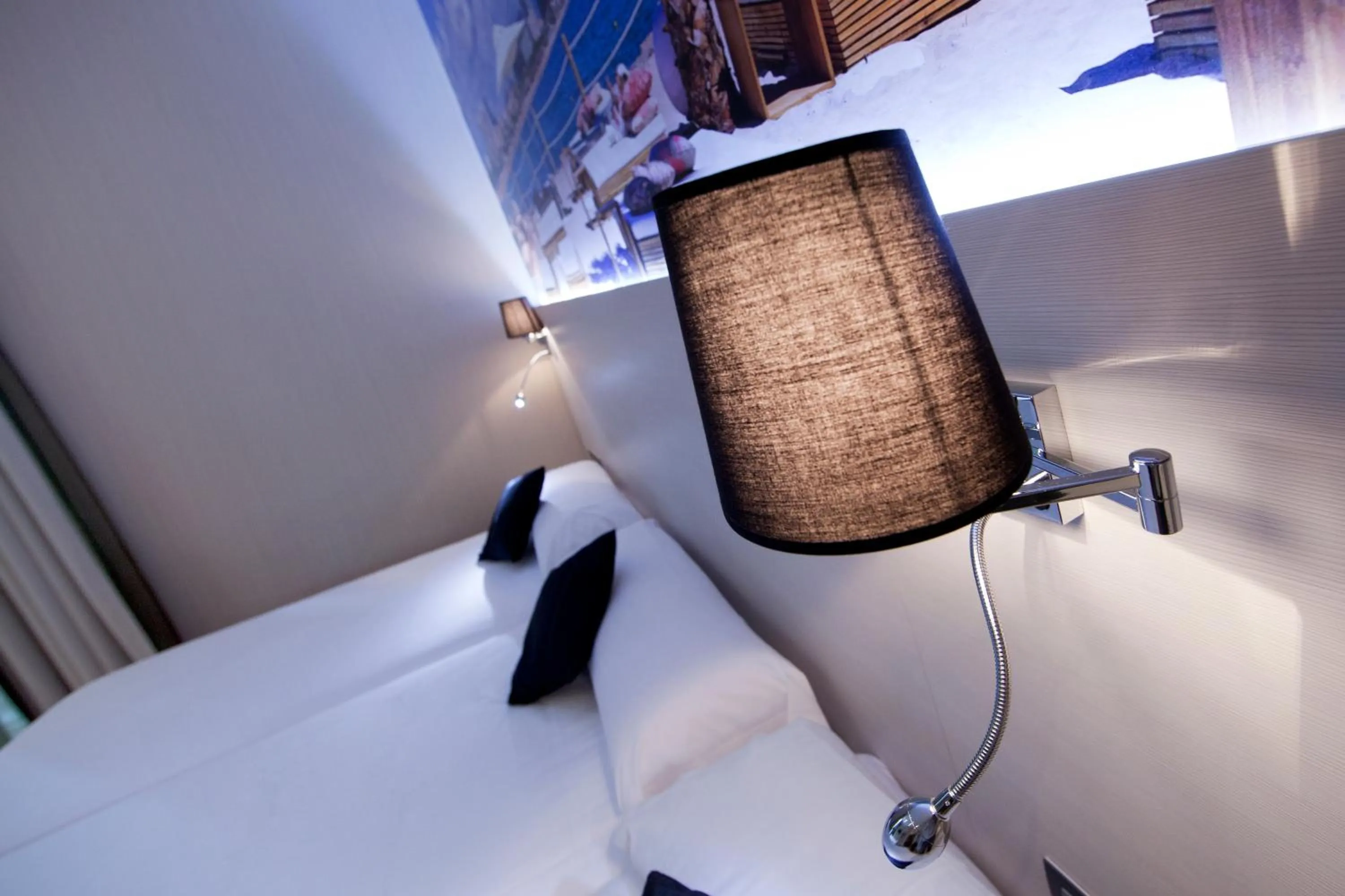 Photo of the whole room, Bed in Hostal BCN Ramblas