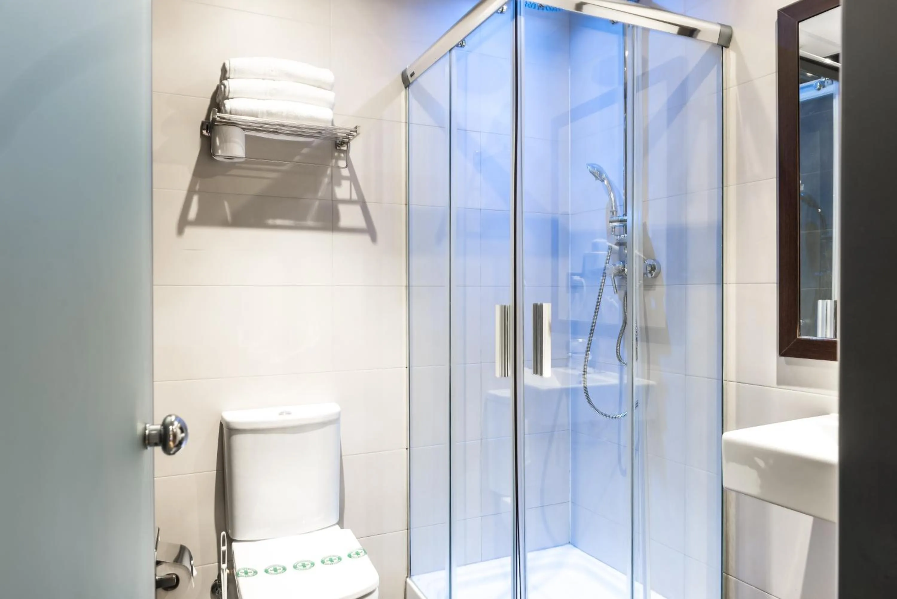 Bathroom in Hostal BCN Ramblas