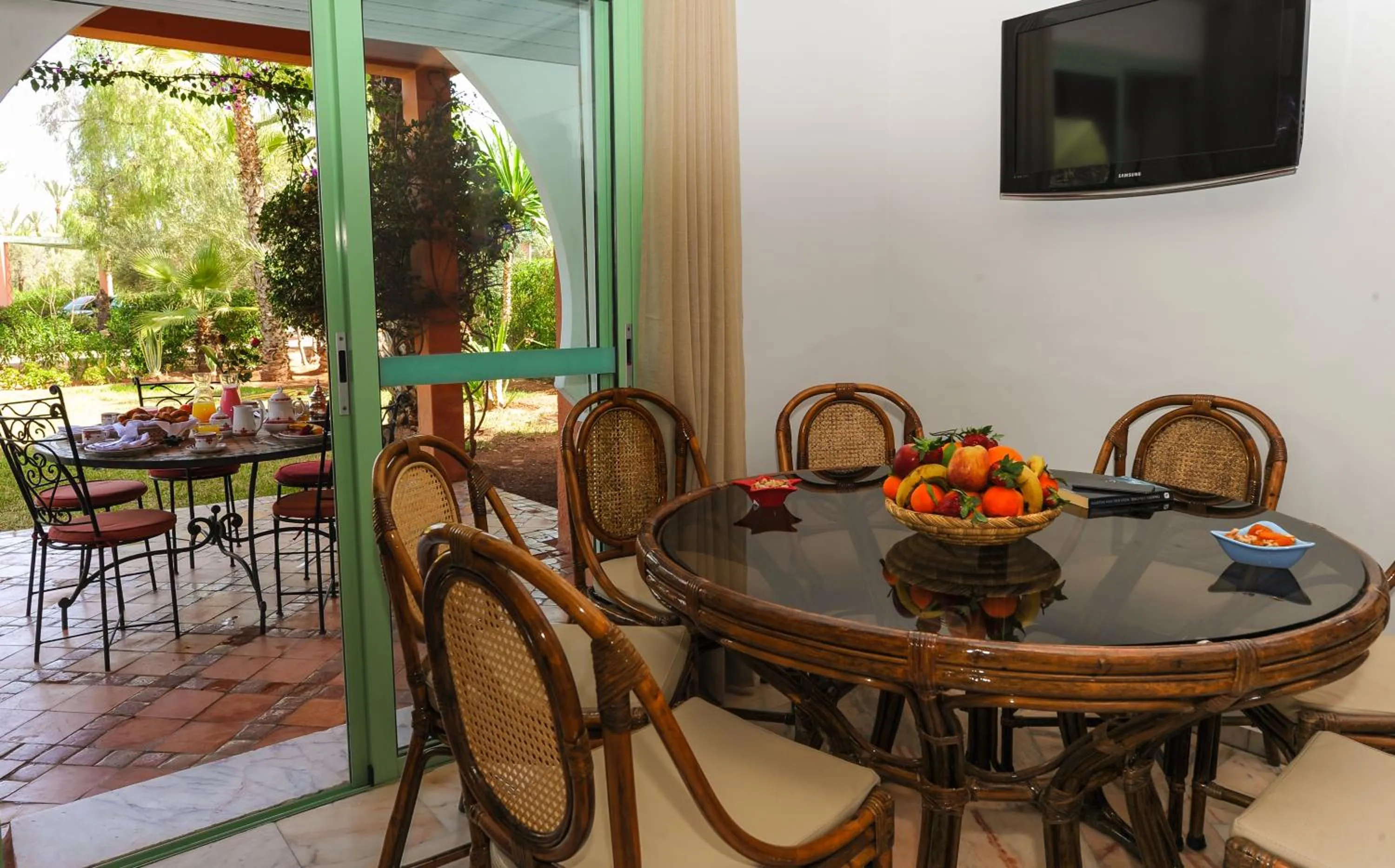 Food and drinks in In Club Palmeraie Resorts