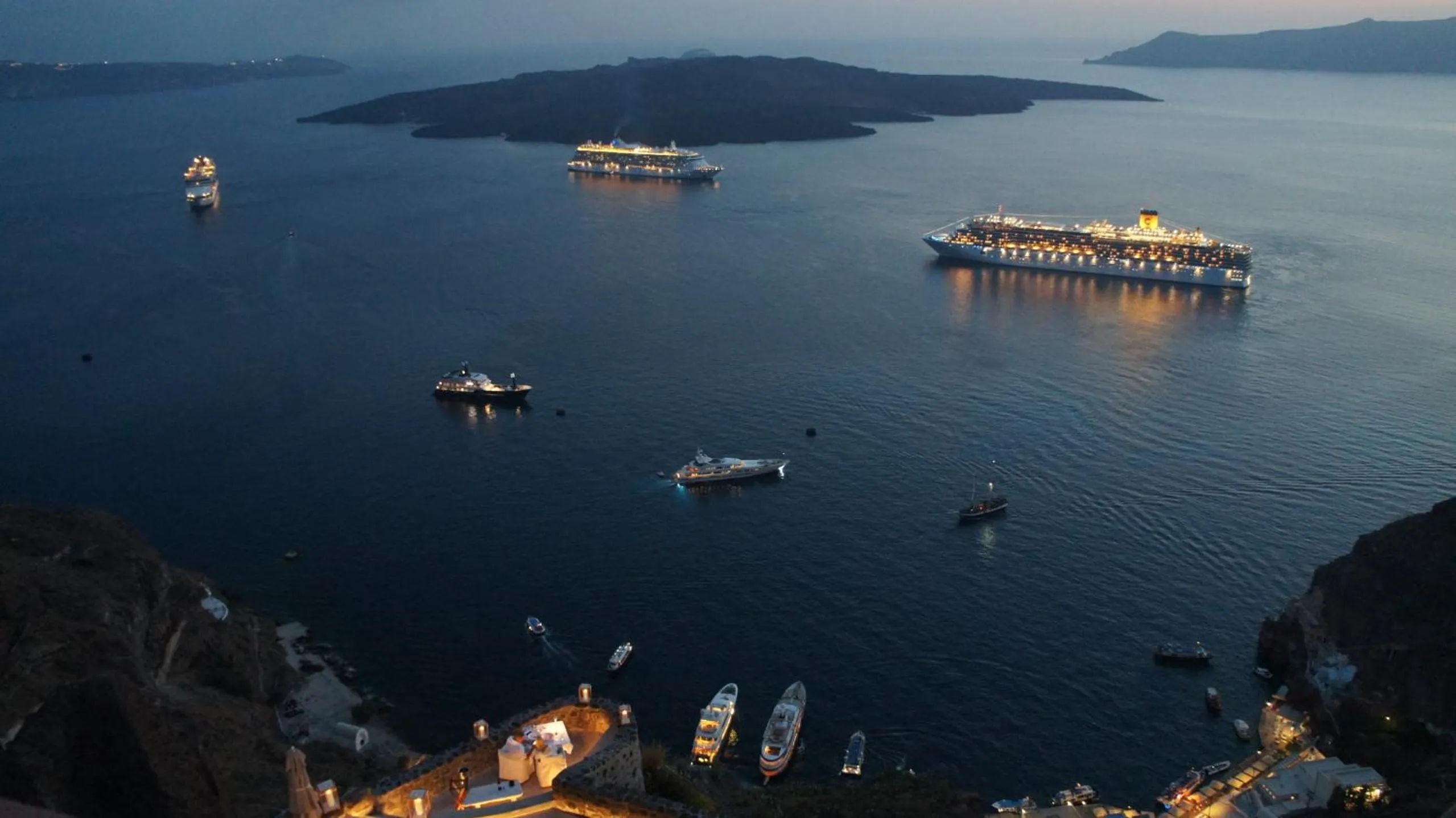 Natural landscape in Villa Bordeaux