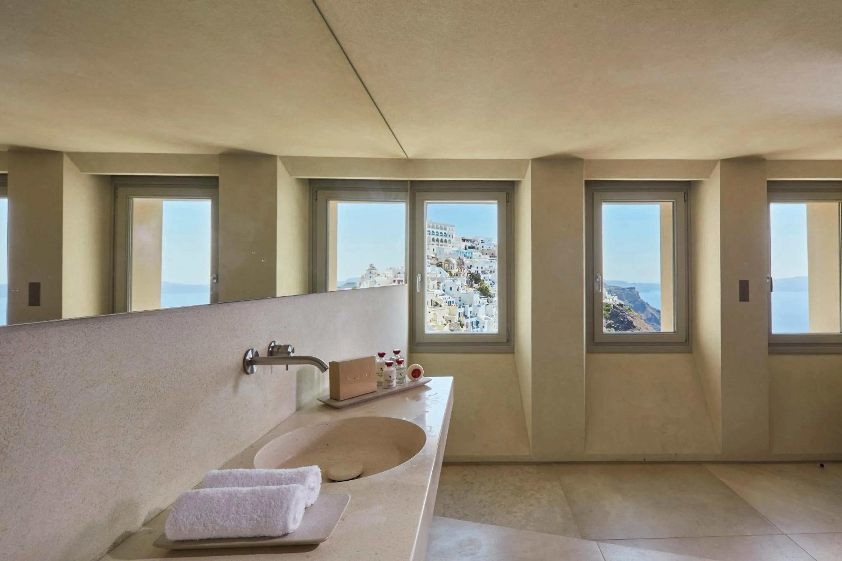 Bathroom in Villa Bordeaux