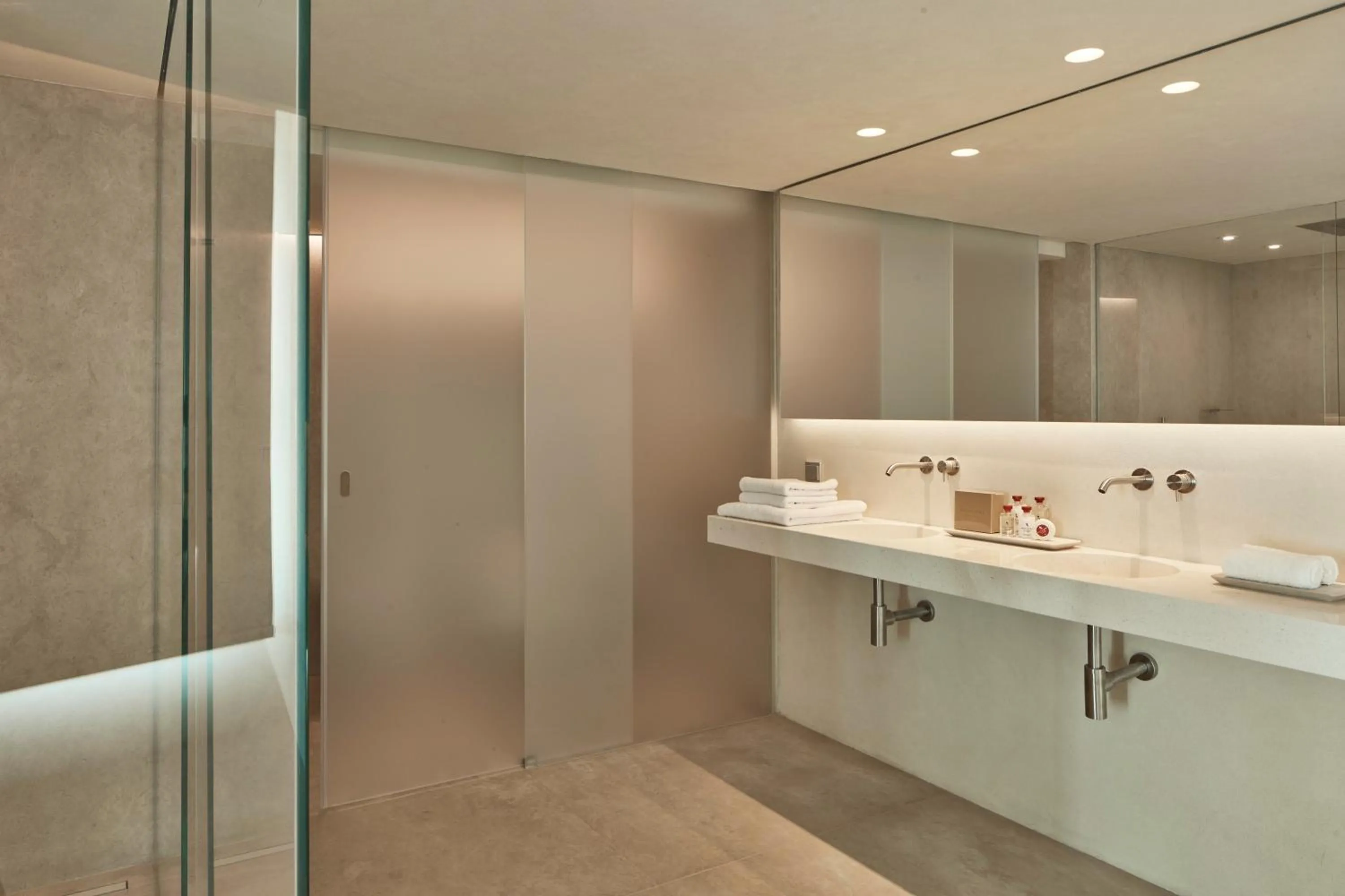 Bathroom in Villa Bordeaux