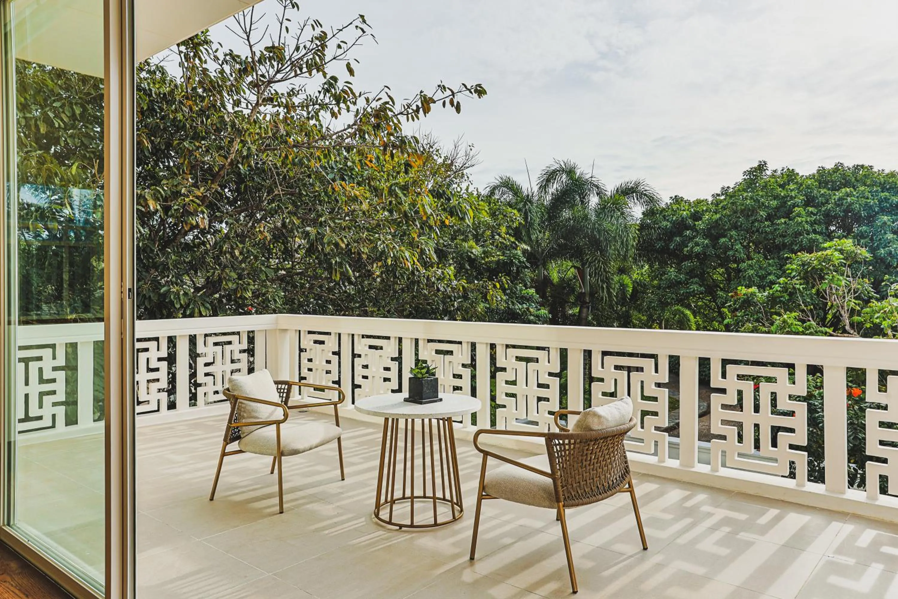 Balcony/Terrace in Azerai Ke Ga Bay