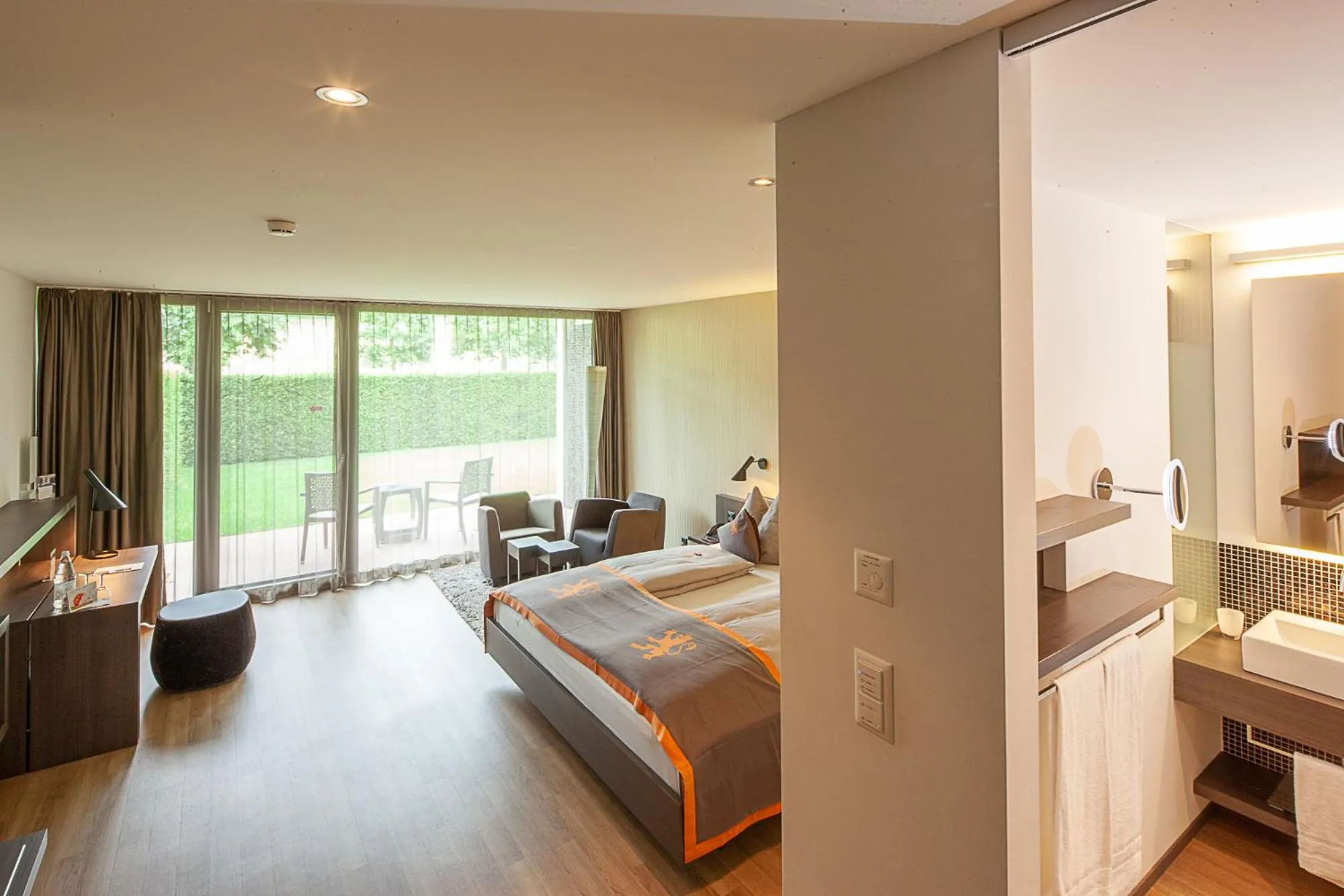 Bed in Wellnesshotel Golfpanorama