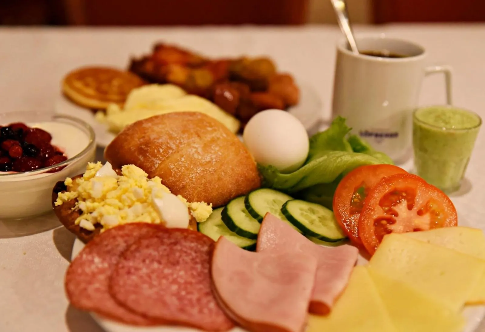 Buffet breakfast in Hotel Ylläsrinne