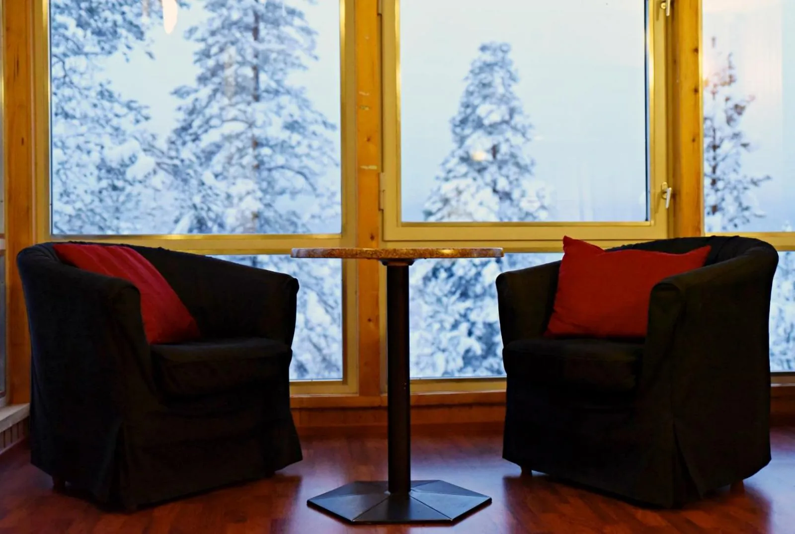 Seating area in Hotel Ylläsrinne