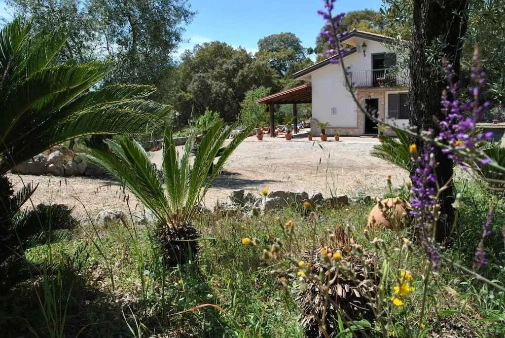 VILLA CYCAS relax tra mare e natura