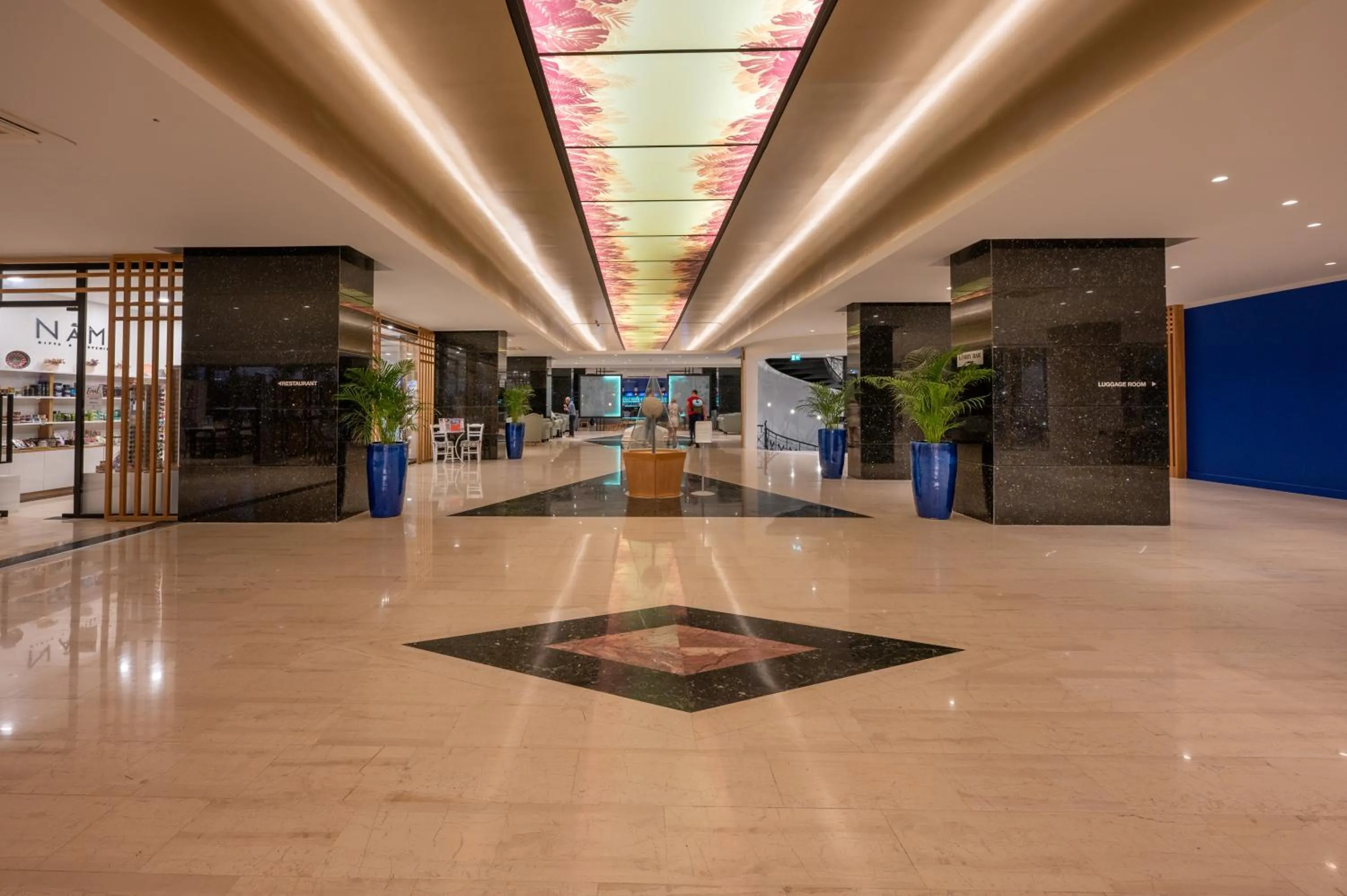 Lobby or reception in Royal & Imperial Belvedere Resort