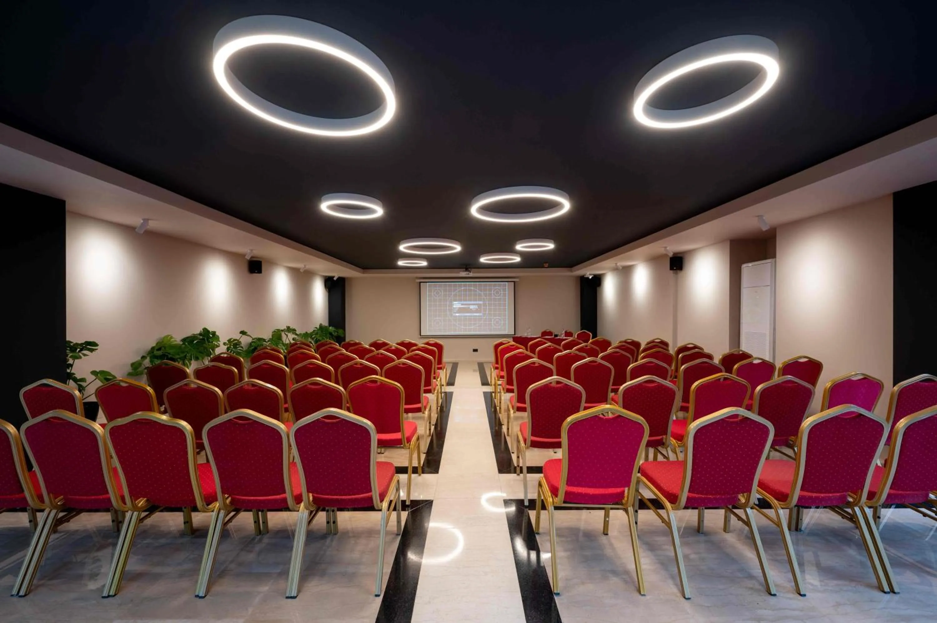 Meeting/conference room in Royal & Imperial Belvedere Resort