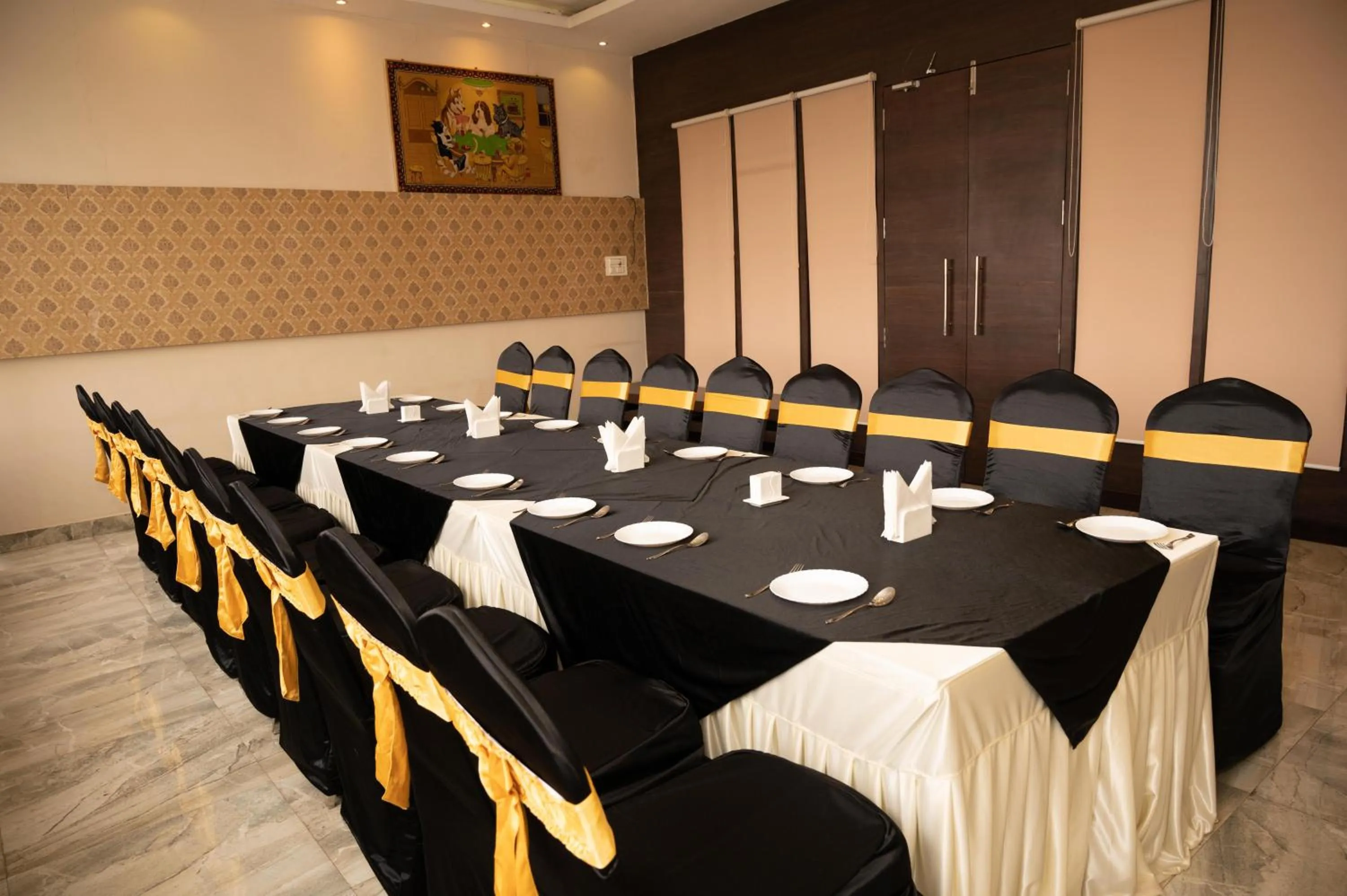 Restaurant/places to eat in The Himalaya Park