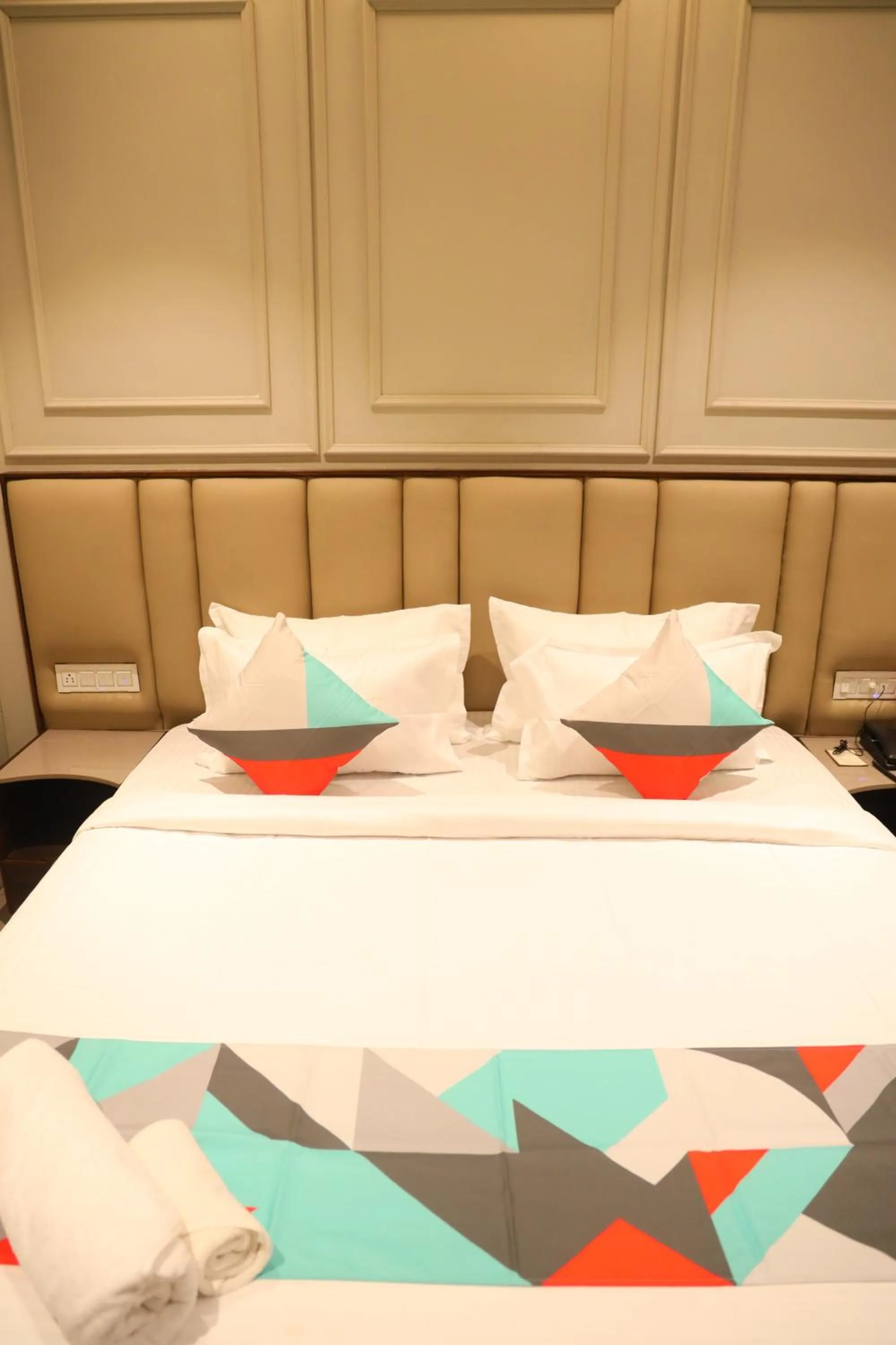 Bedroom, Bed in The Himalaya Park