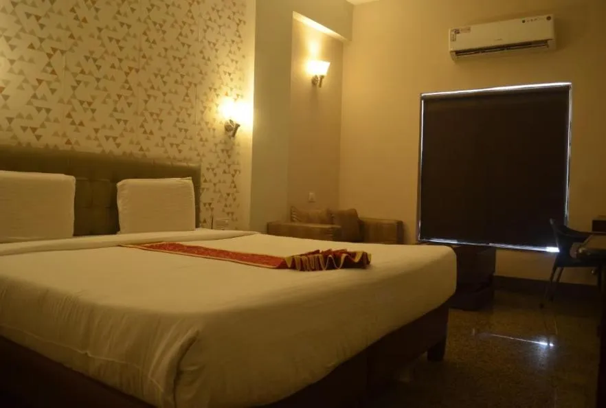 Bedroom, Bed in The Himalaya Park